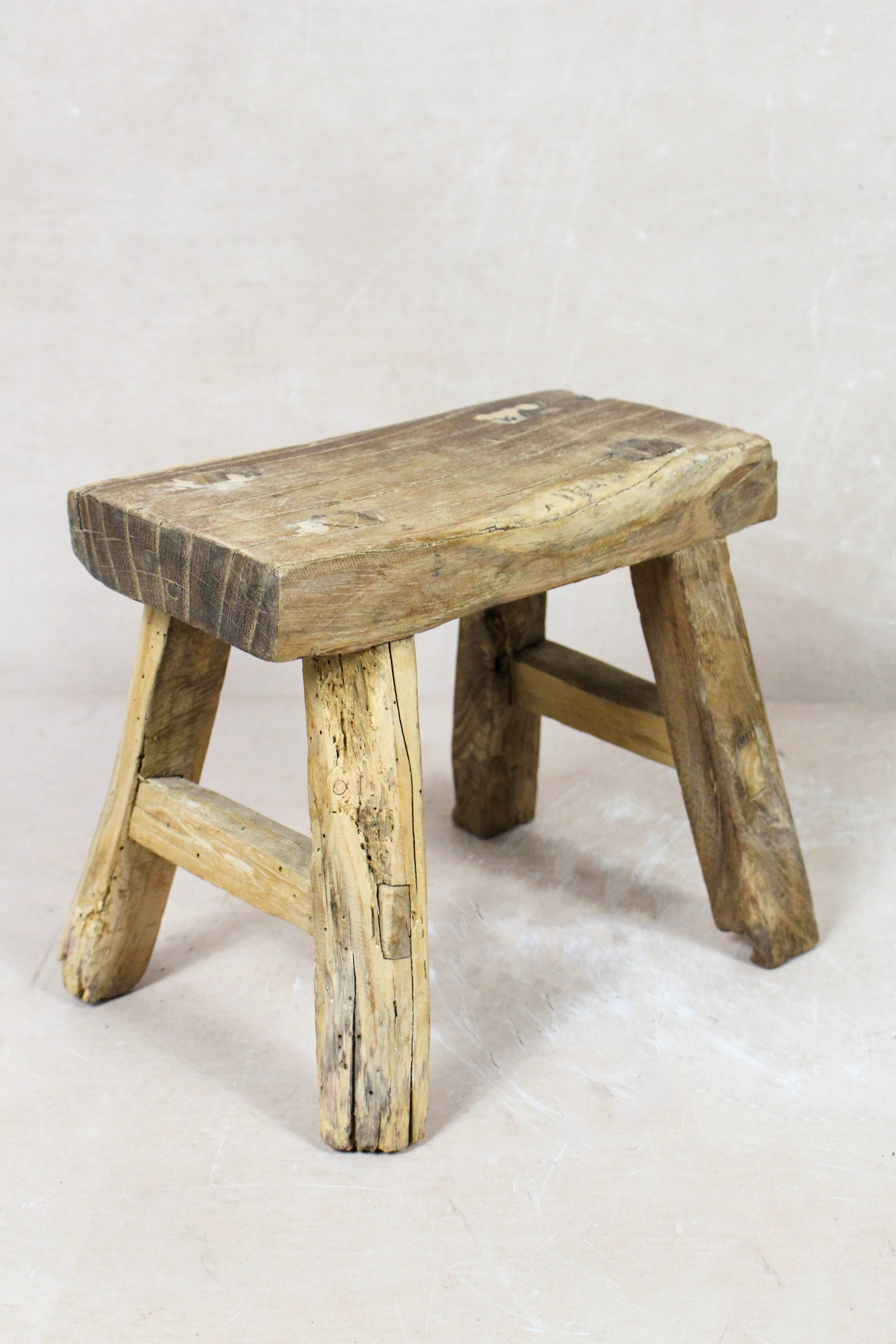 Vintage Rustic Stool - Elm wood - Small - 117