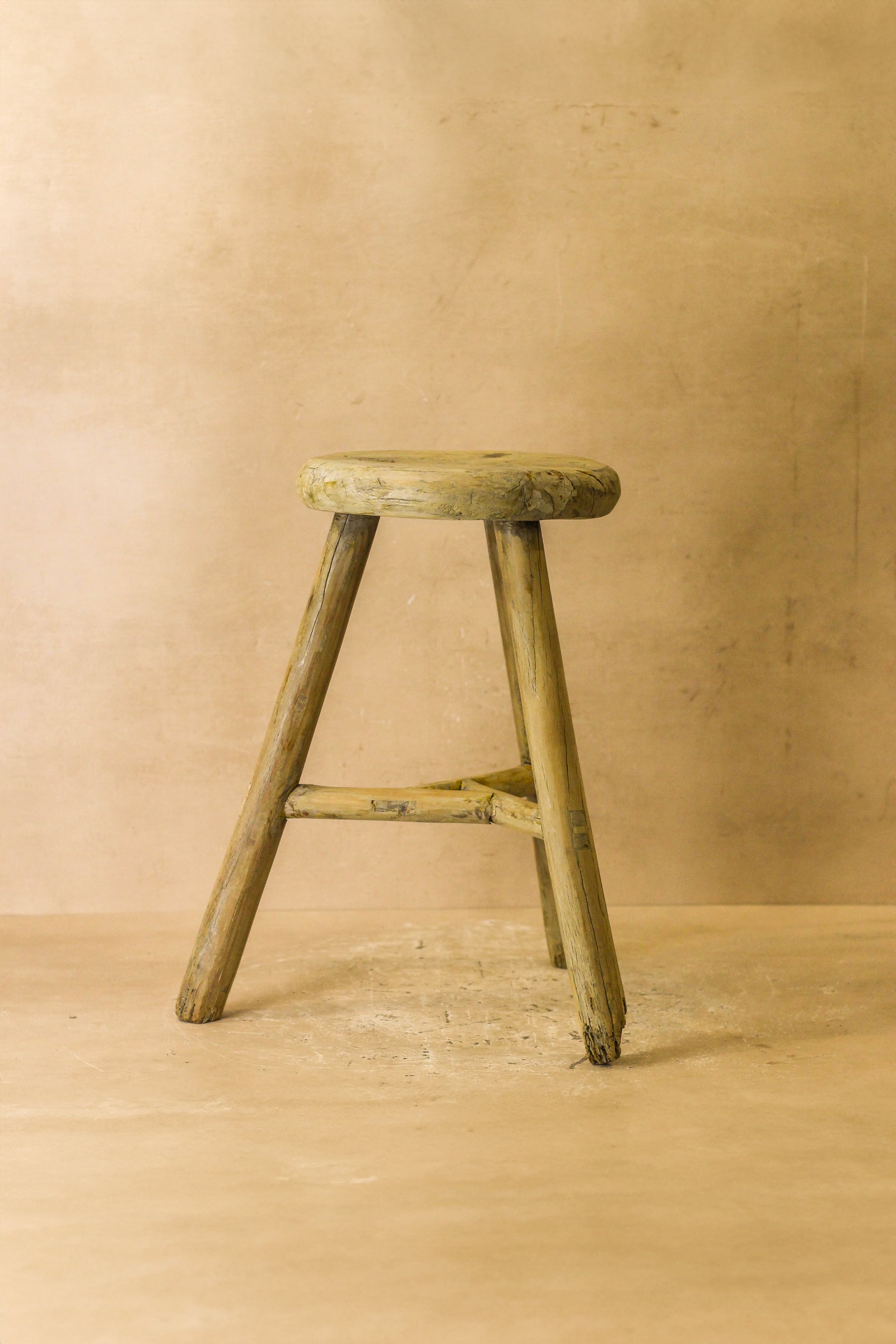Vintage Rustic Elm Wood Stool - Round - No 45