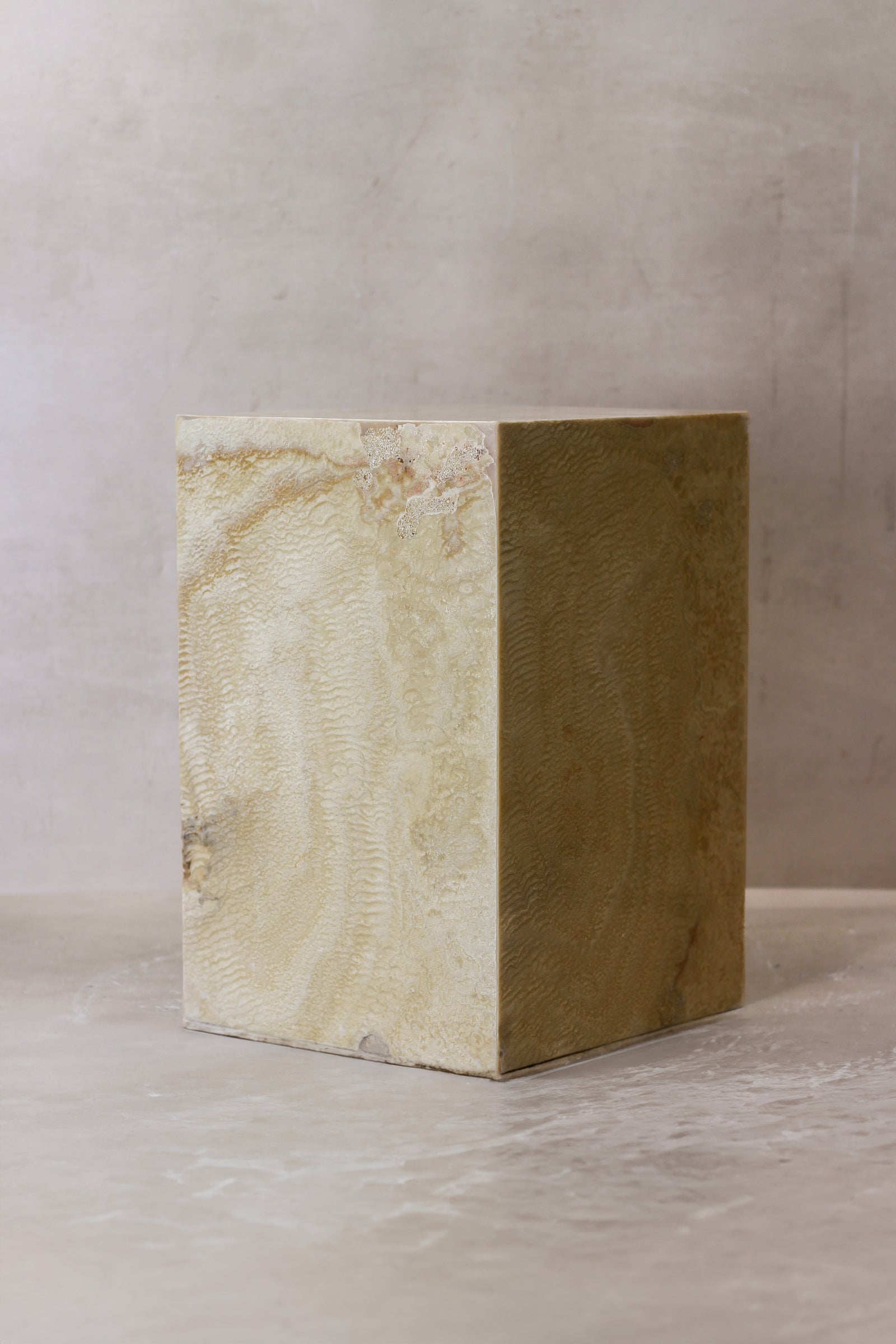 Onyx Side Table Pedestal - Hollow - No 14