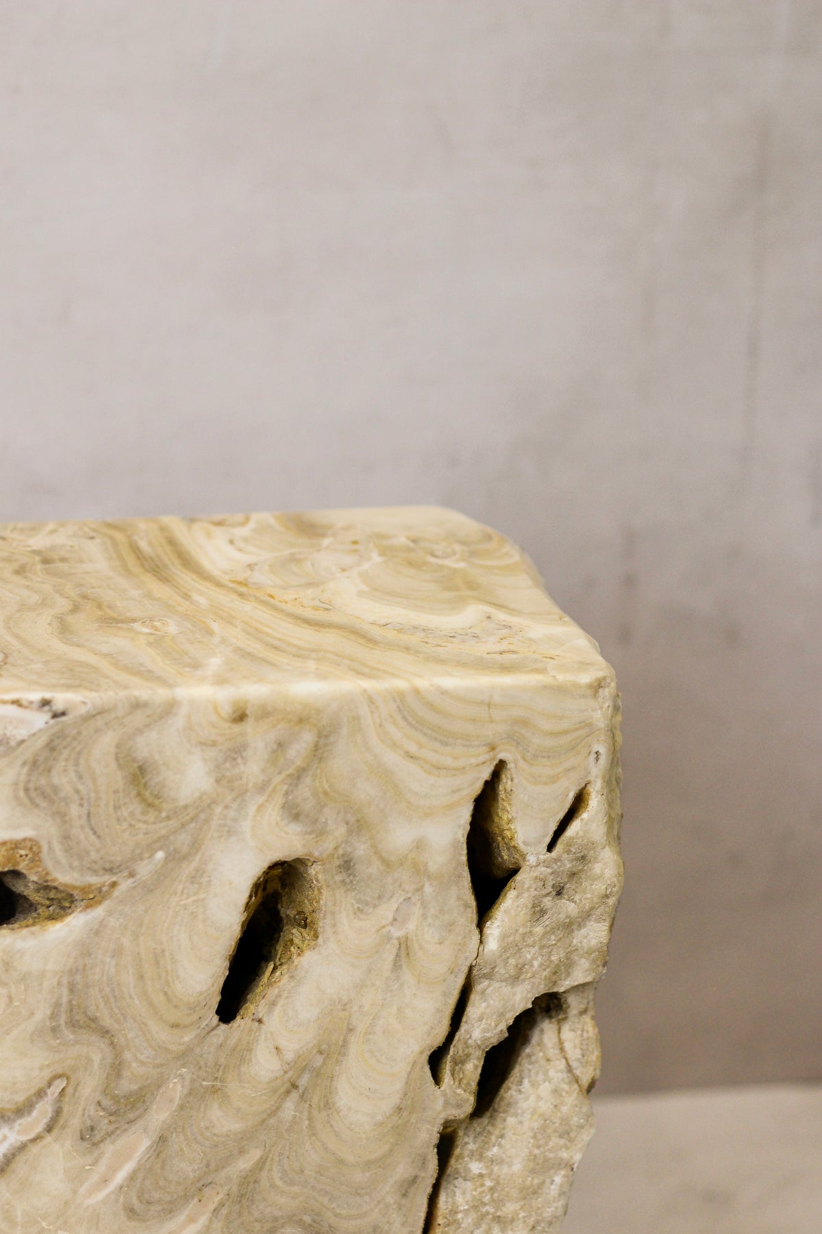 Onyx Side Table Pedestal Raw - Solid - No 5