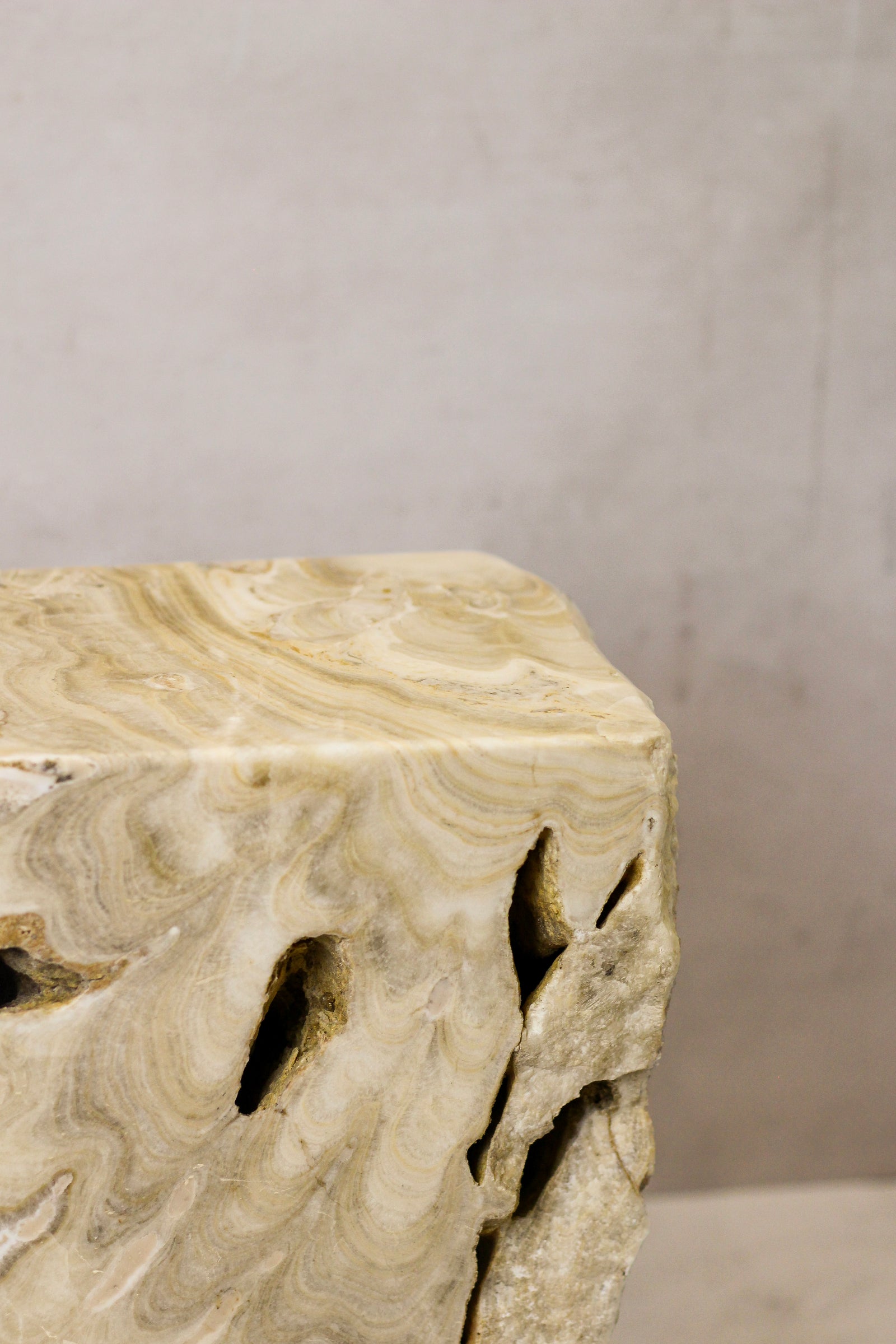 Onyx Side Table Pedestal Raw - Solid - No 5