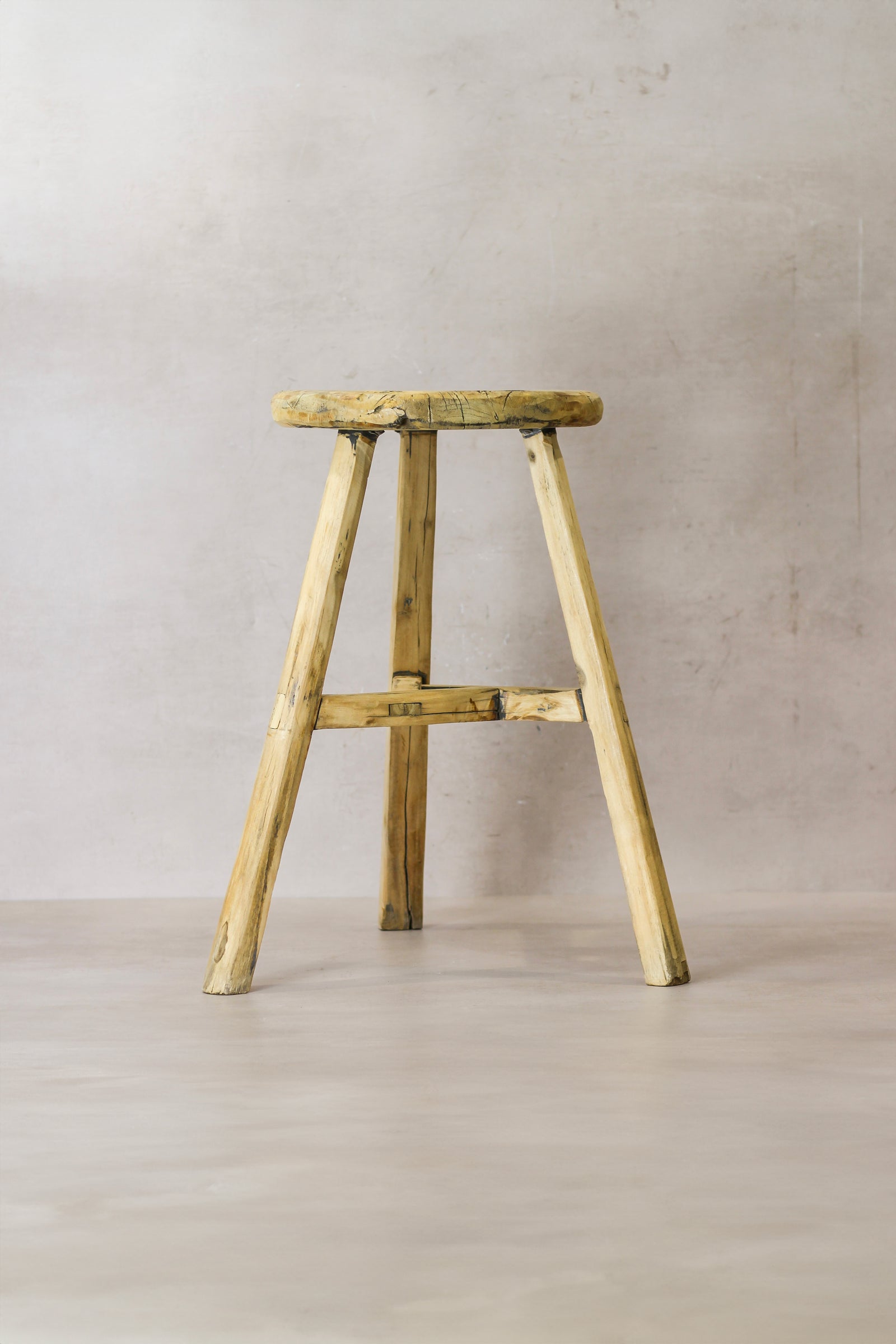 Vintage Rustic Elm Wood Stool - Round - No 50