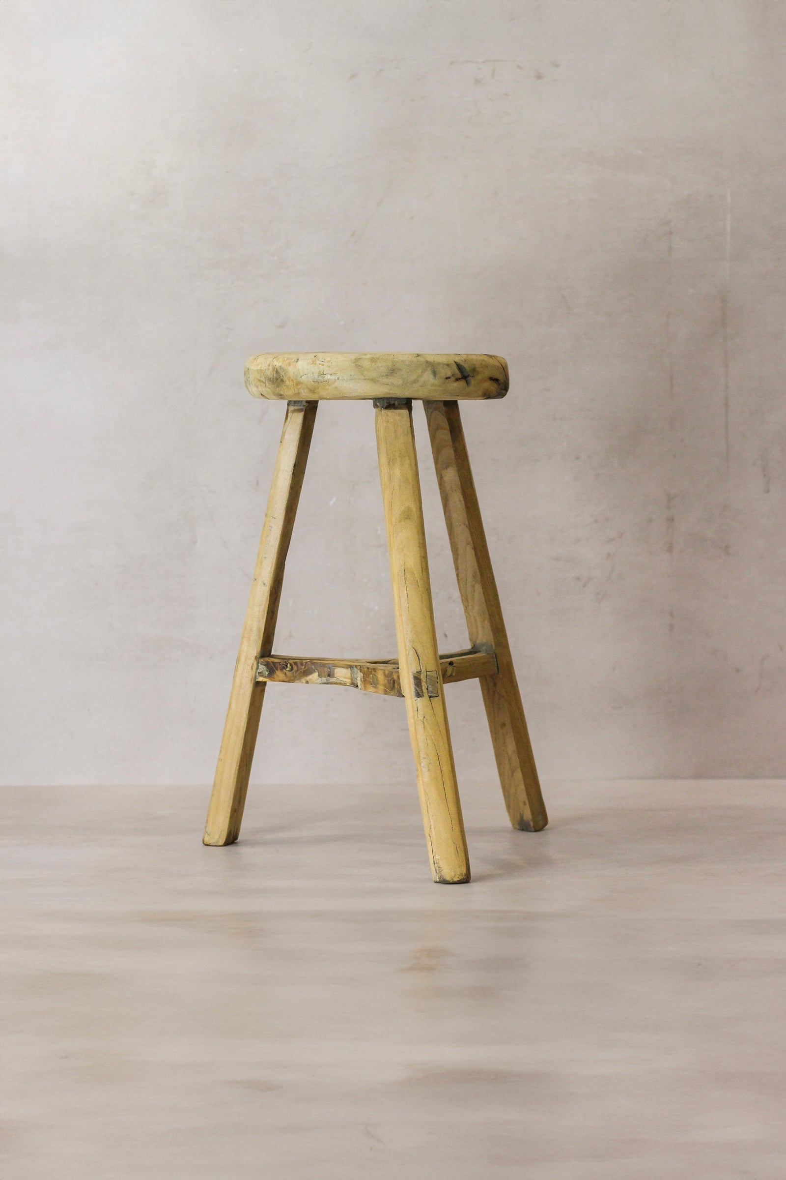 Vintage Rustic Elm Wood Stool - Round - No 52