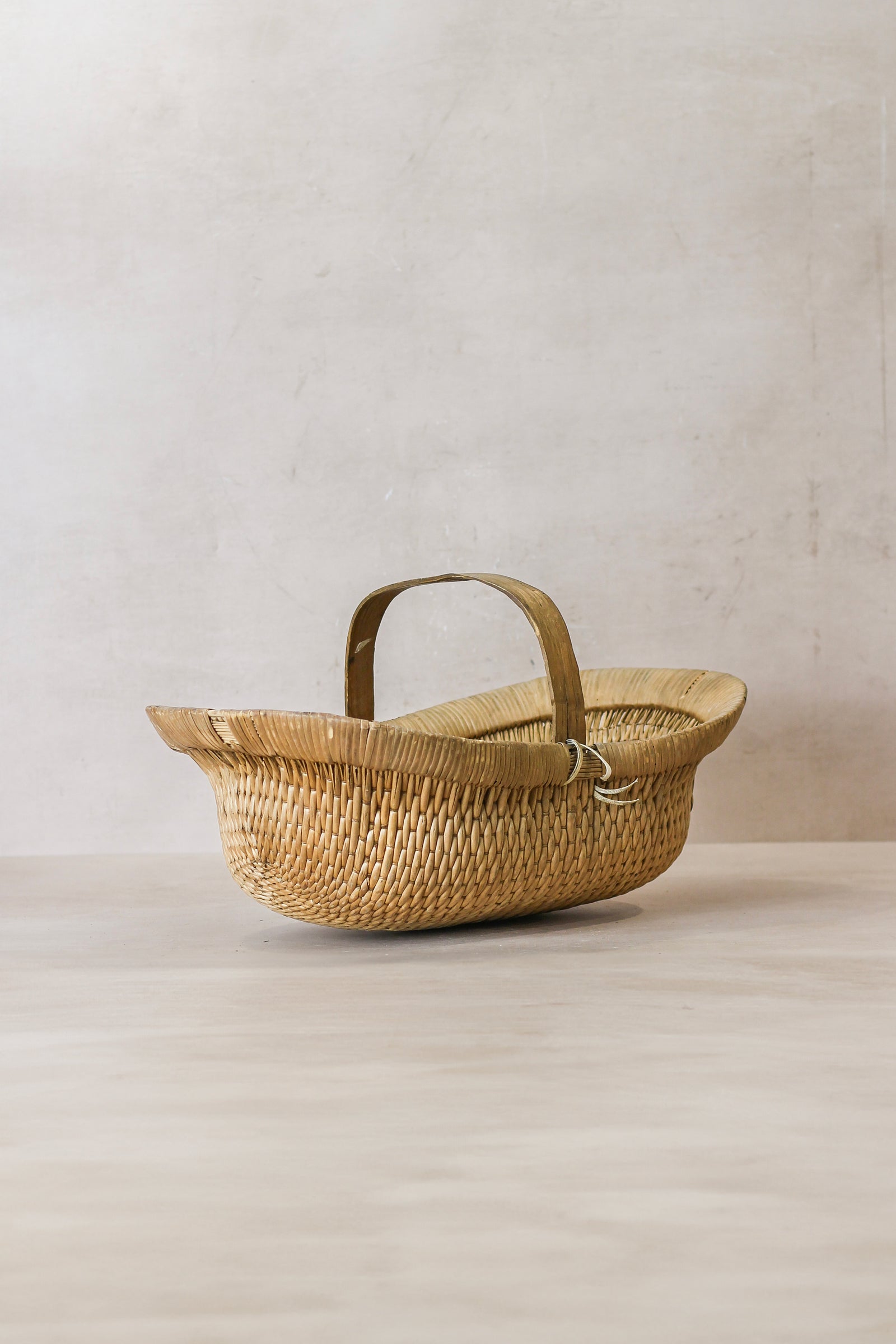Vintage Farm Basket - No 1