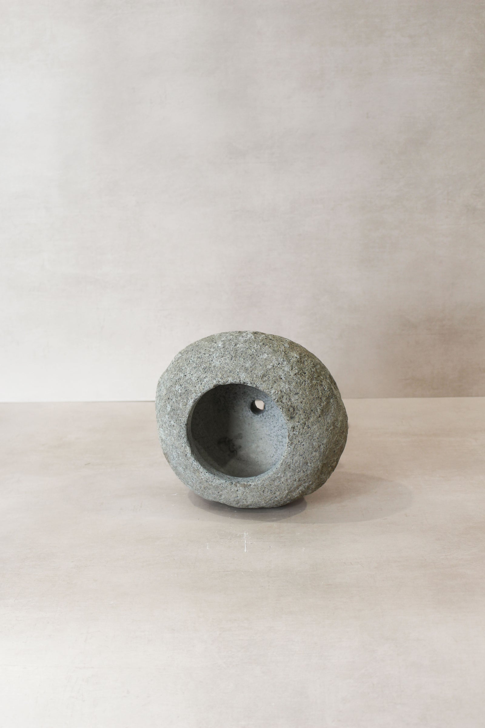 River Stone Planter Pot No5