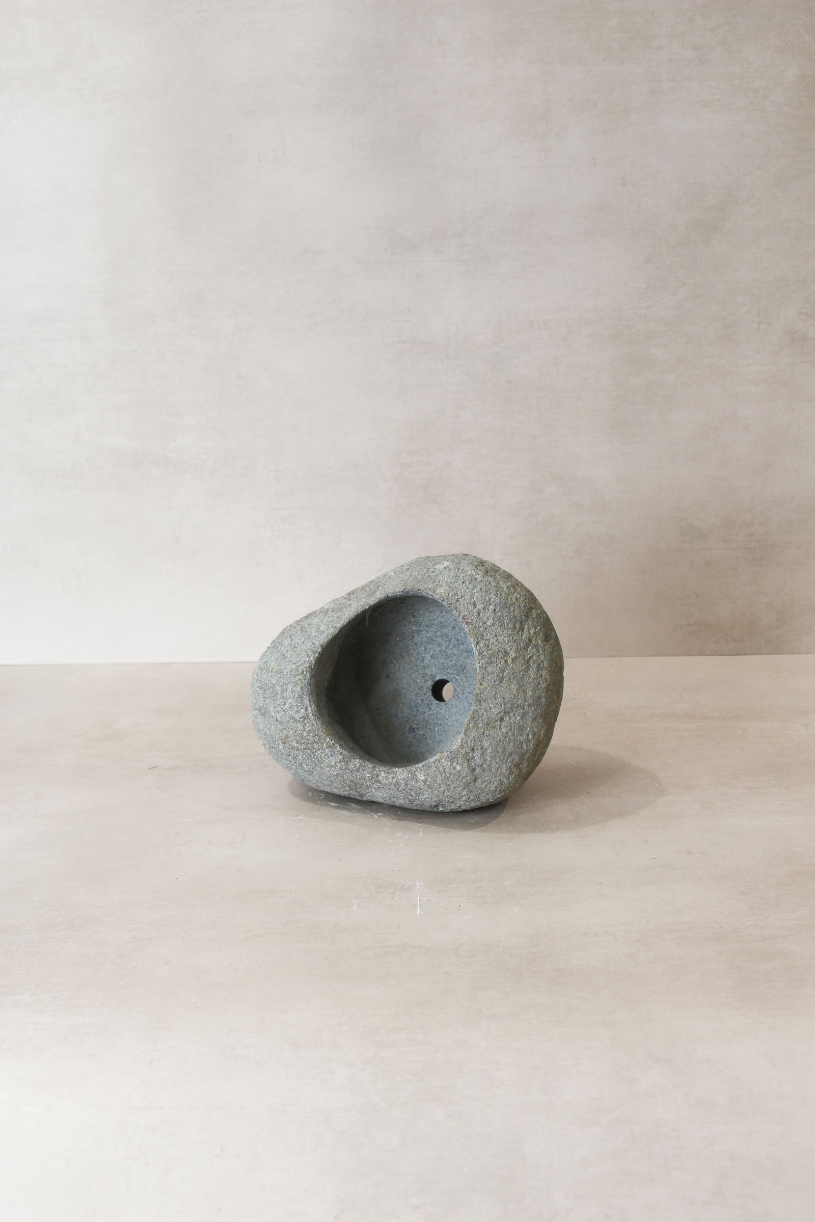 River Stone Planter Pot No6
