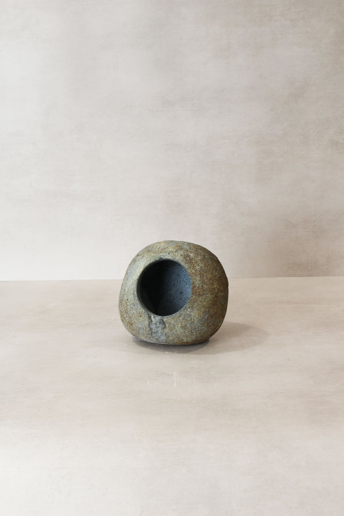 River Stone Planter Pot No7