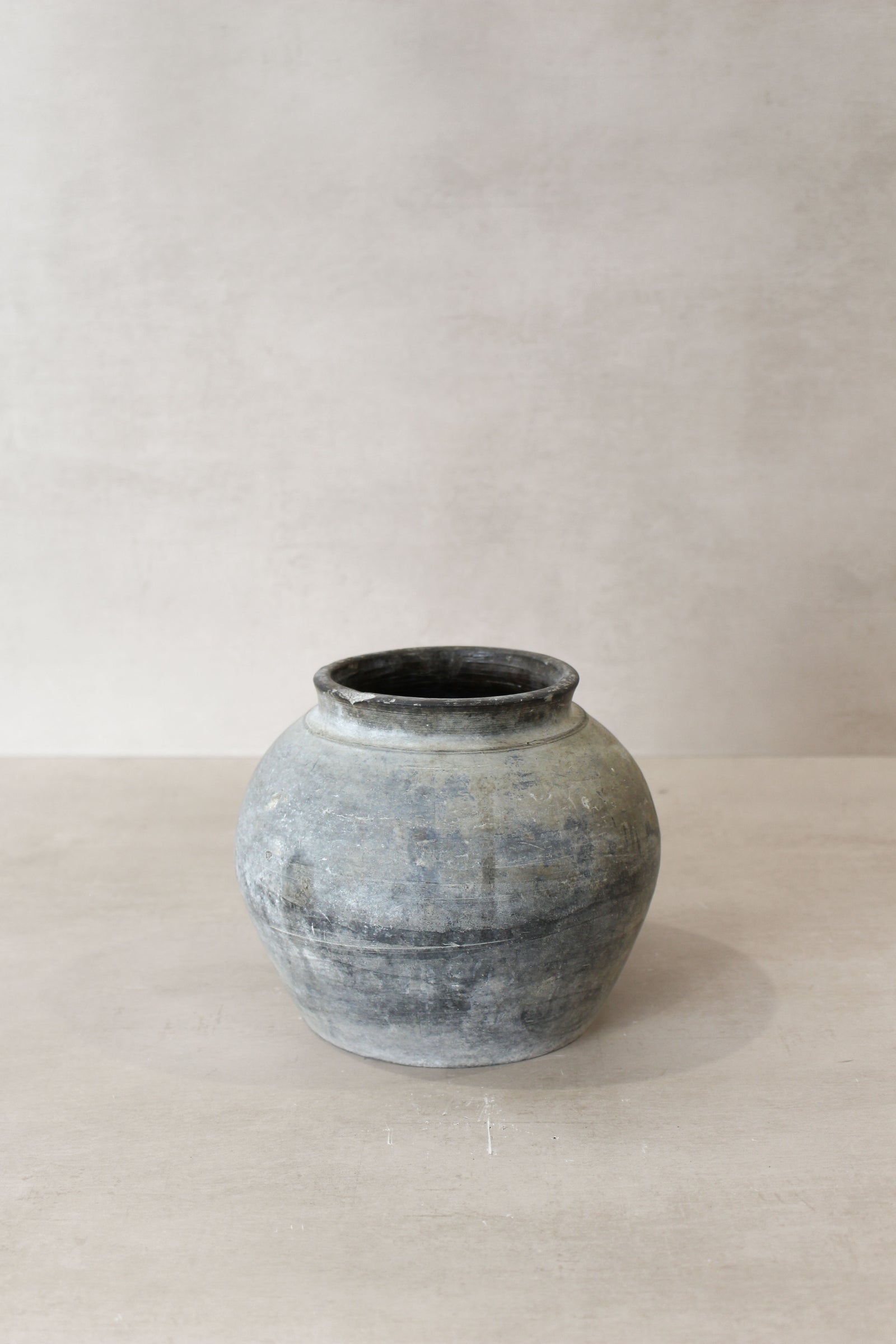 Vintage Dark Pot n° 48