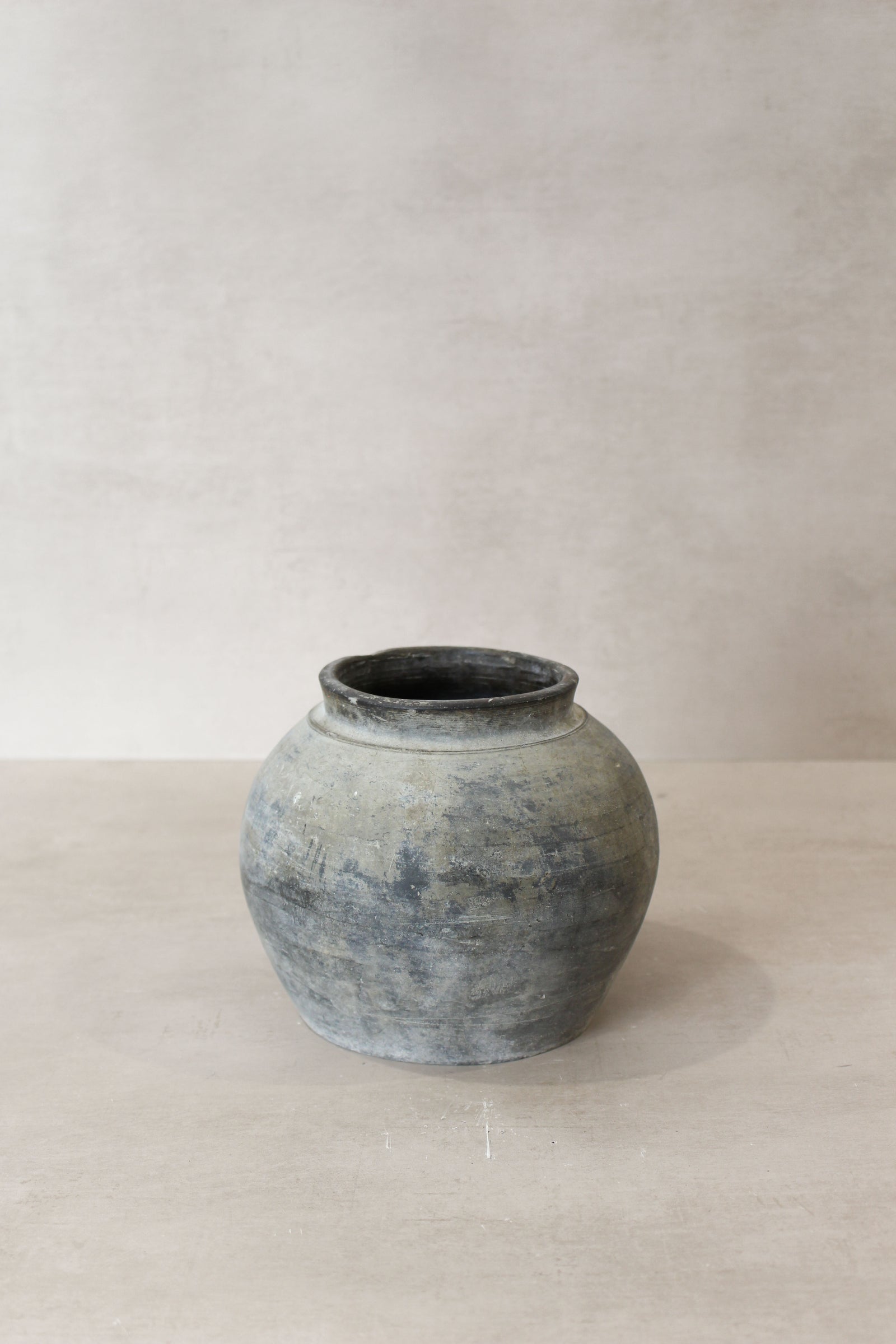 Vintage Dark Pot n° 48