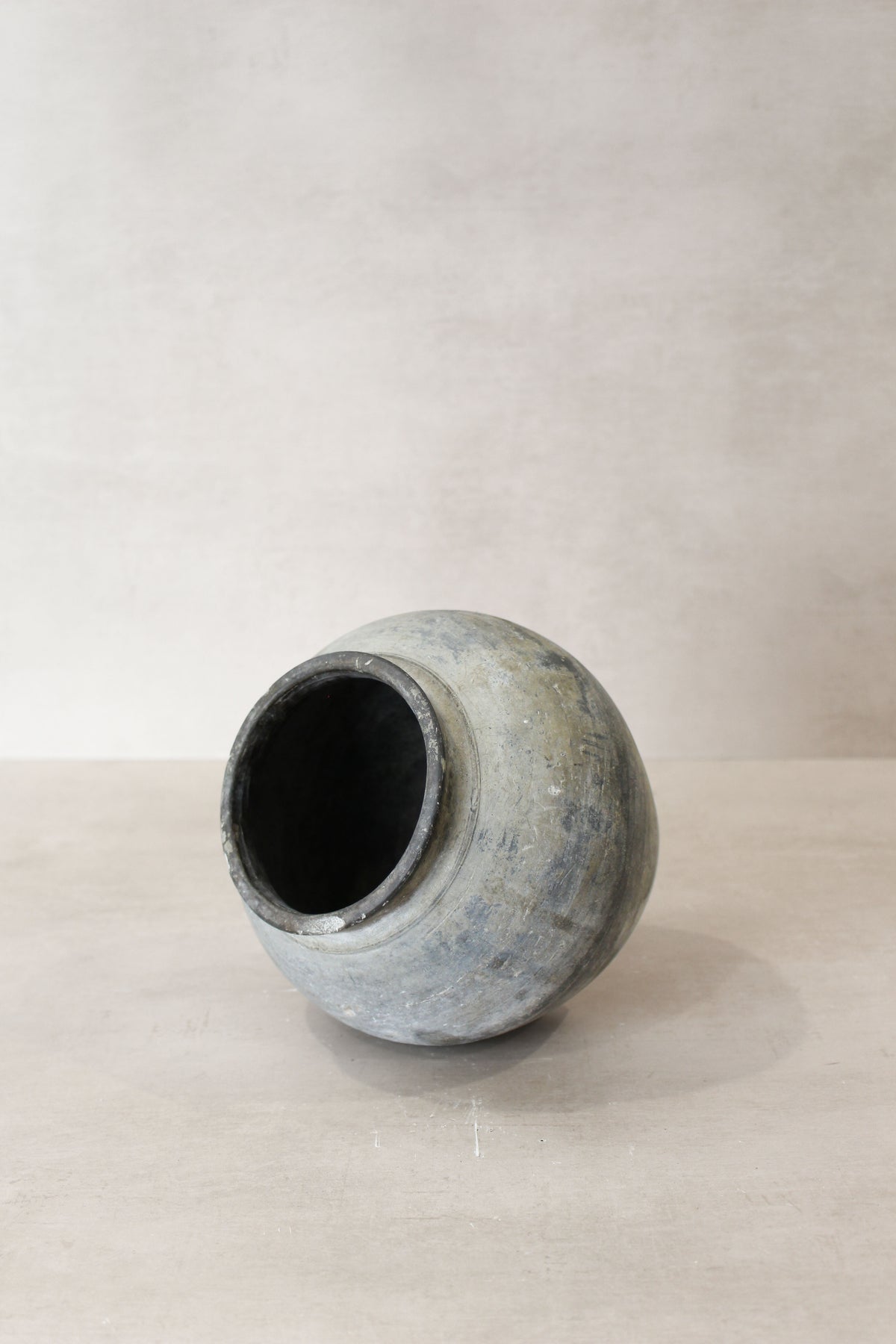 Vintage Dark Pot n° 48