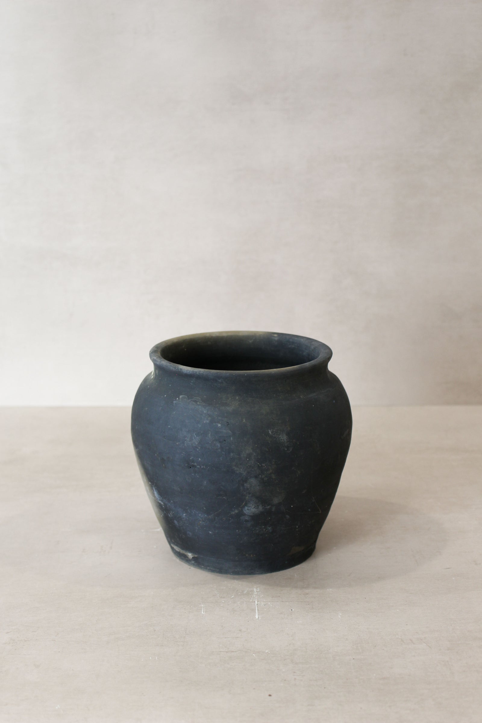 Vintage Dark Pot n° 49