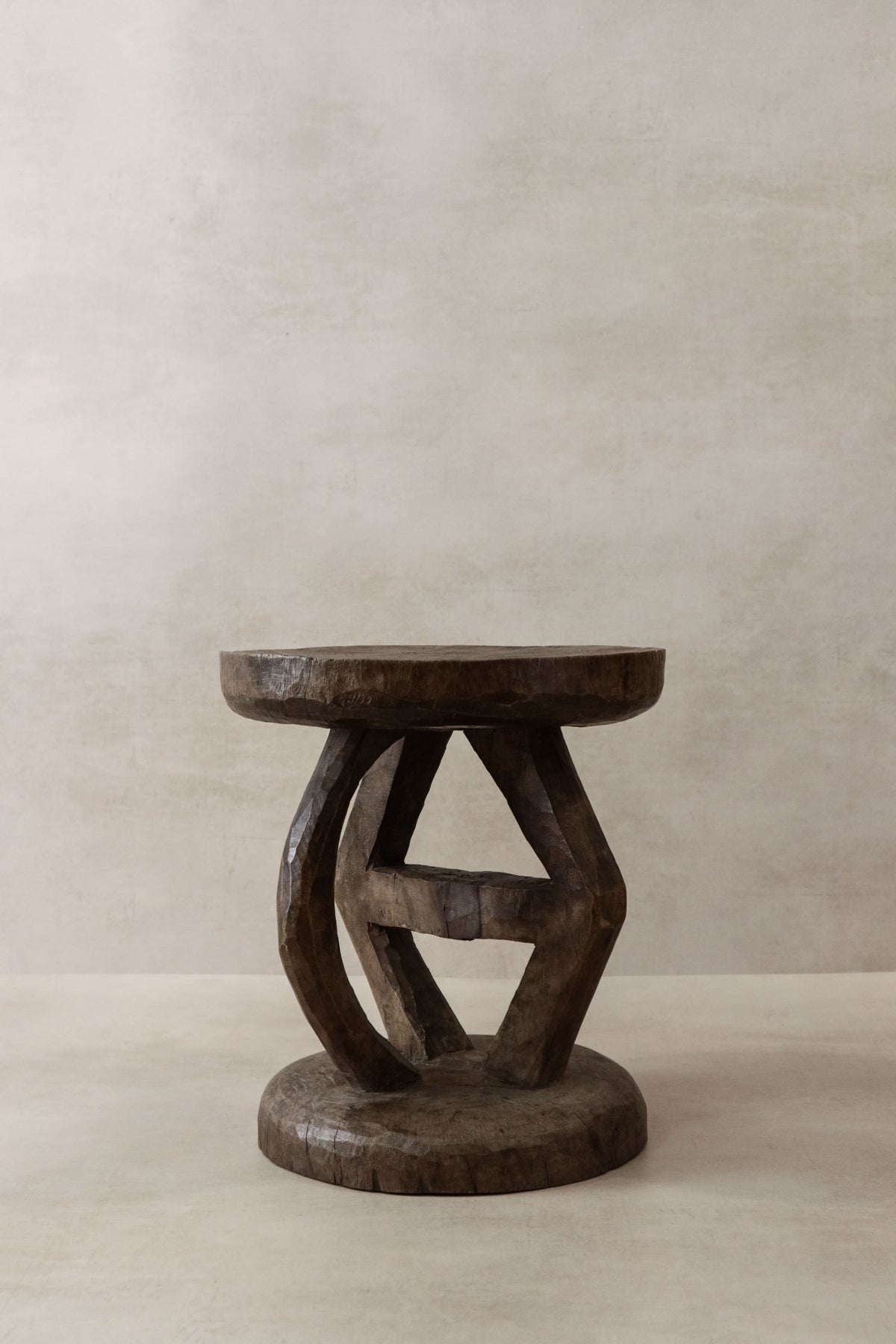 Tonga Stool - 22.2