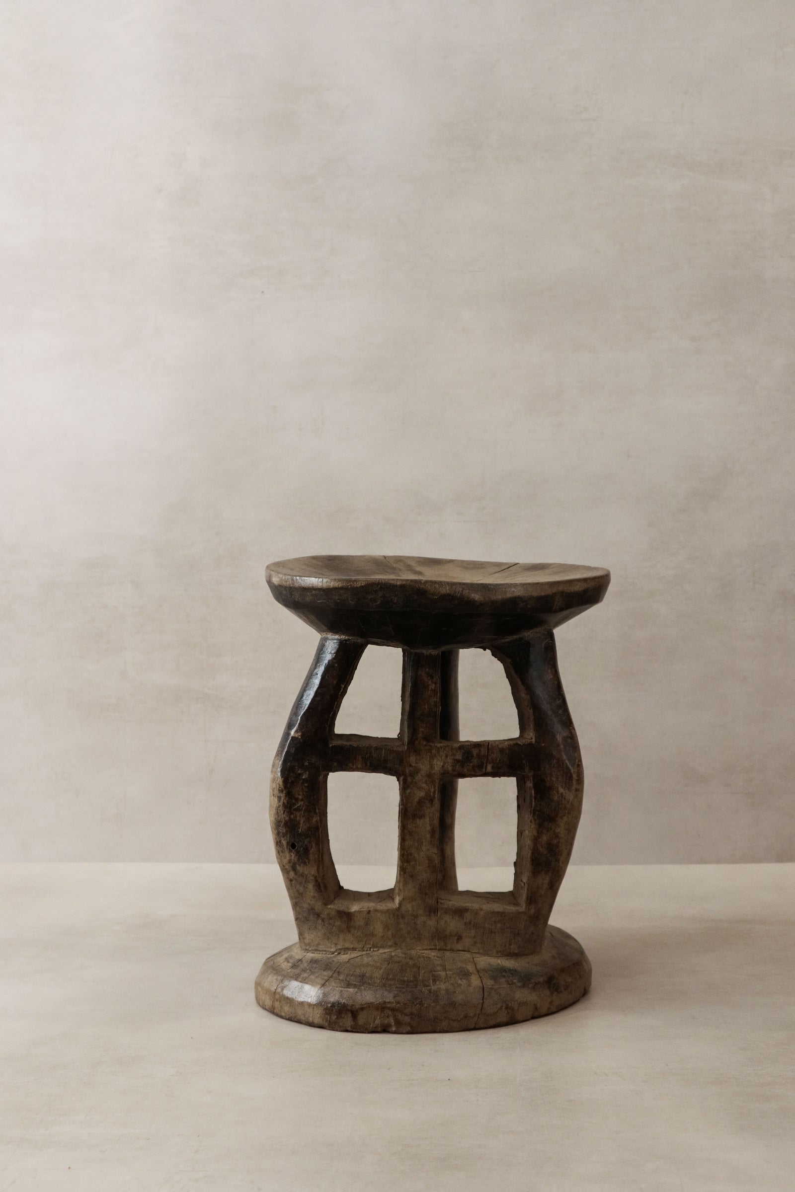Tonga Stool - 34.1