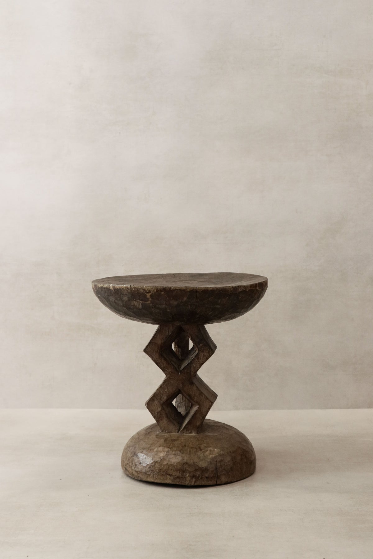 Tonga Stool - 34.2