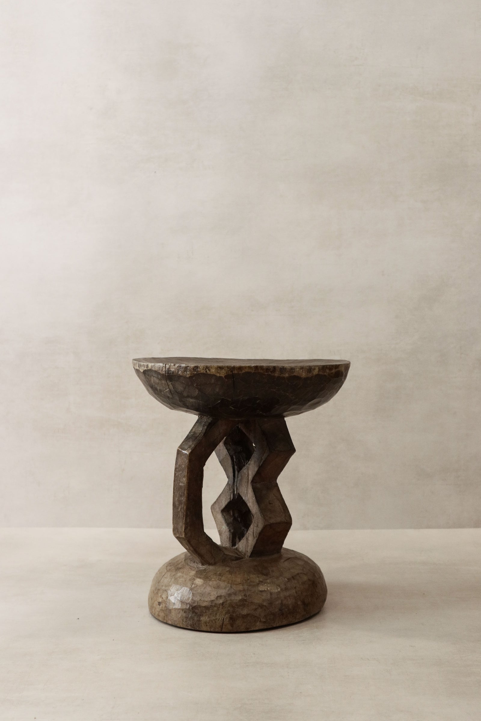 Tonga Stool - 34.2