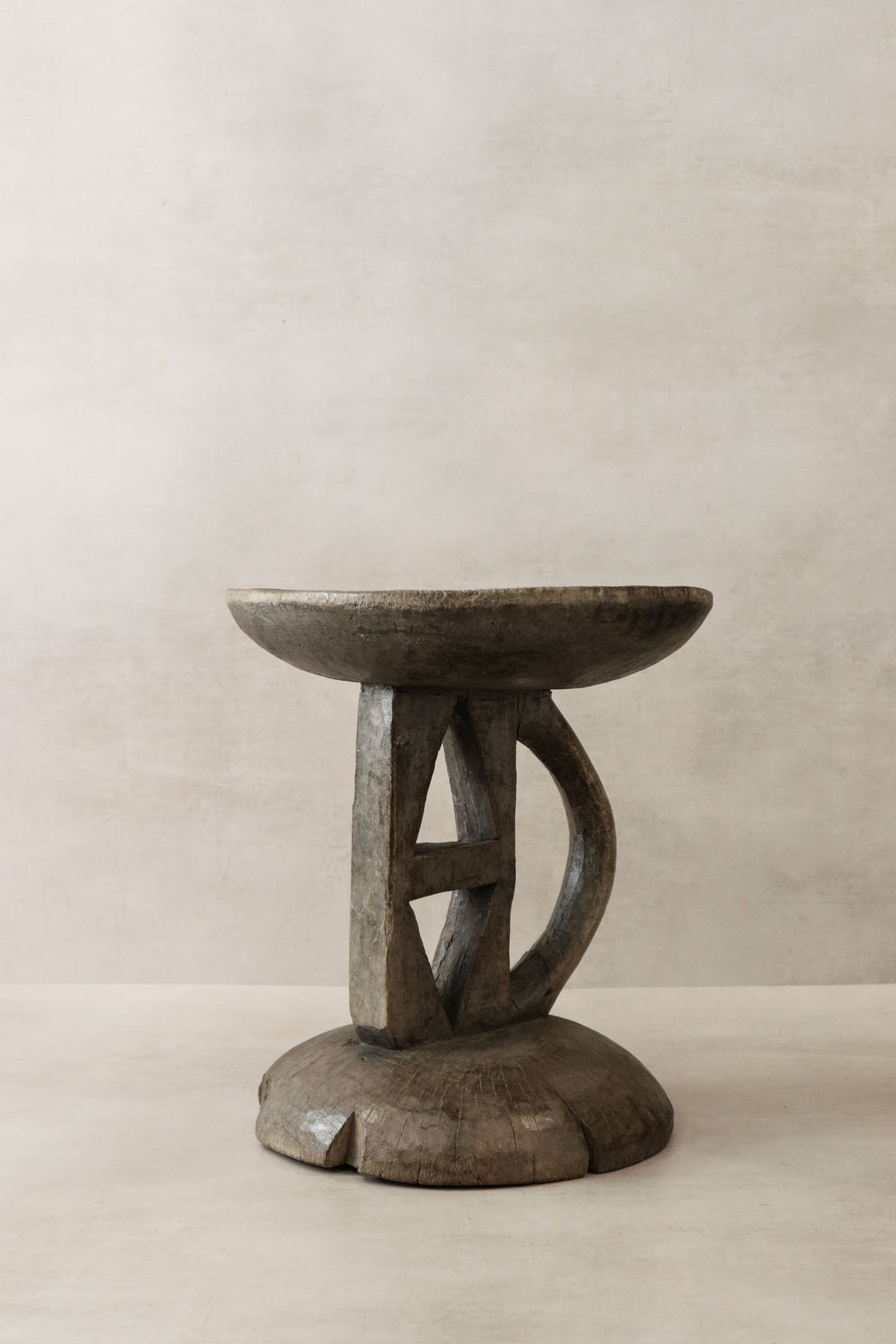 Tonga Stool - 37.1