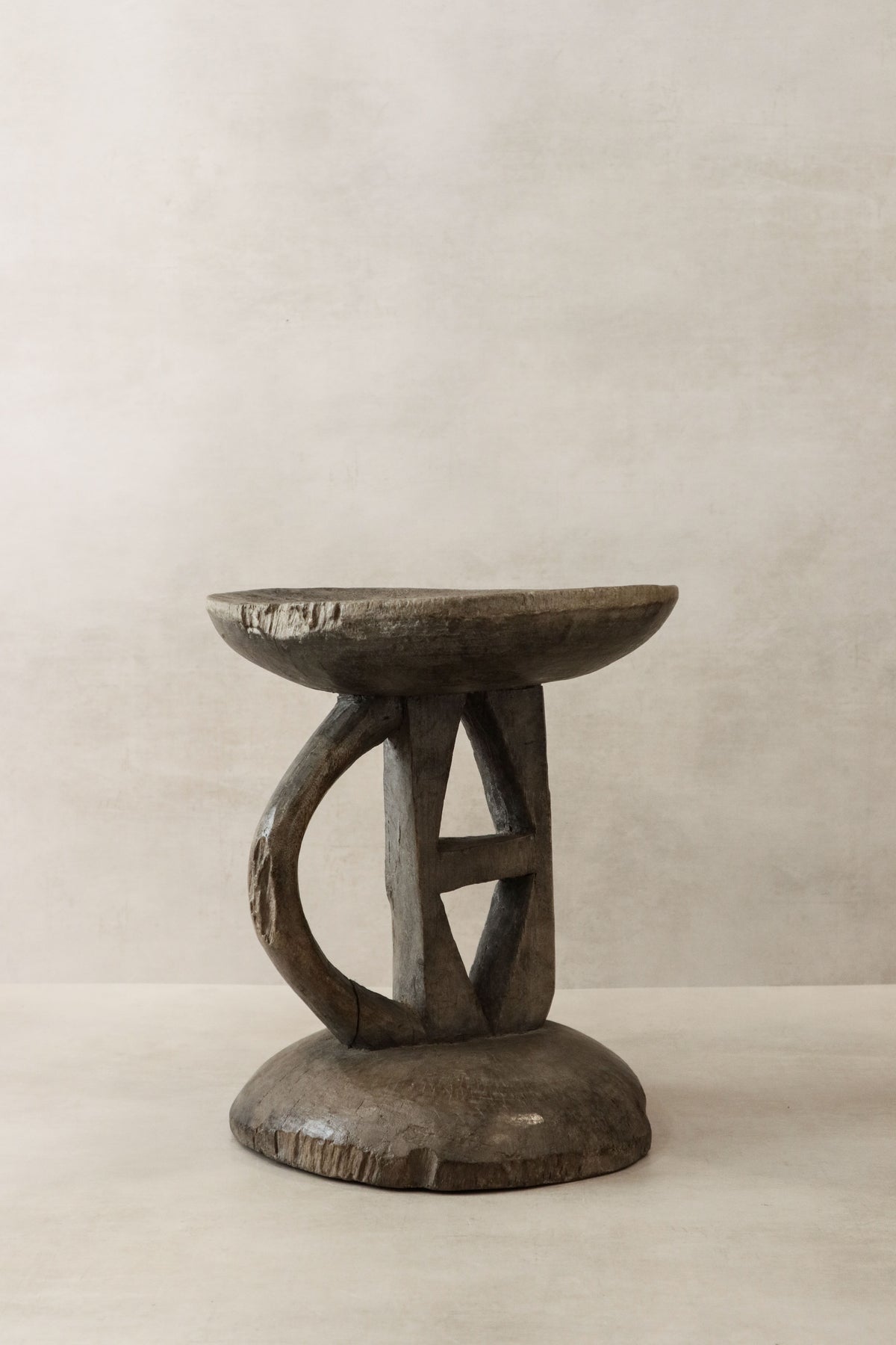 Tonga Stool - 37.1
