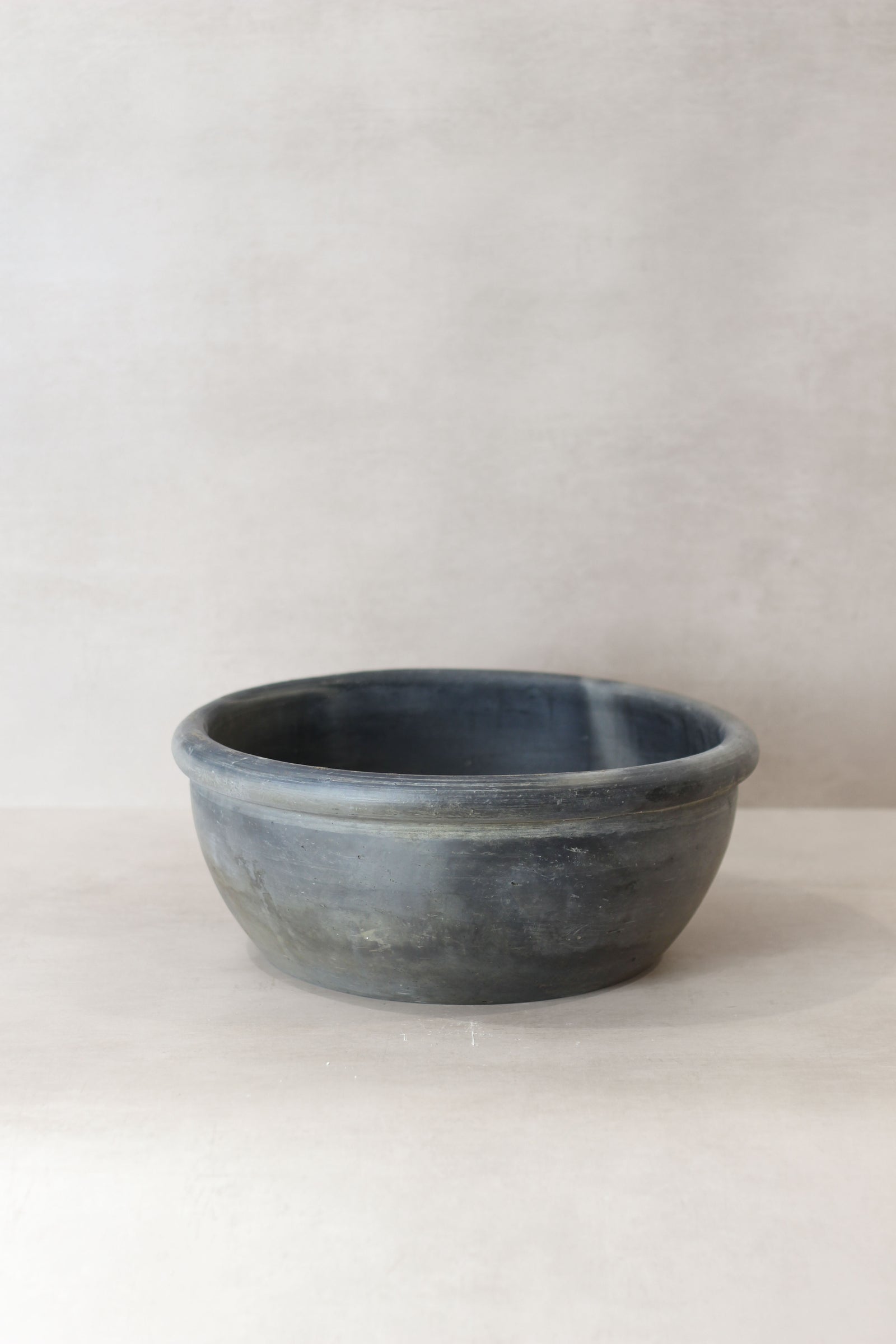 Wabi Sabi Antique Matt Grey Terracotta Bowl - OGB 01