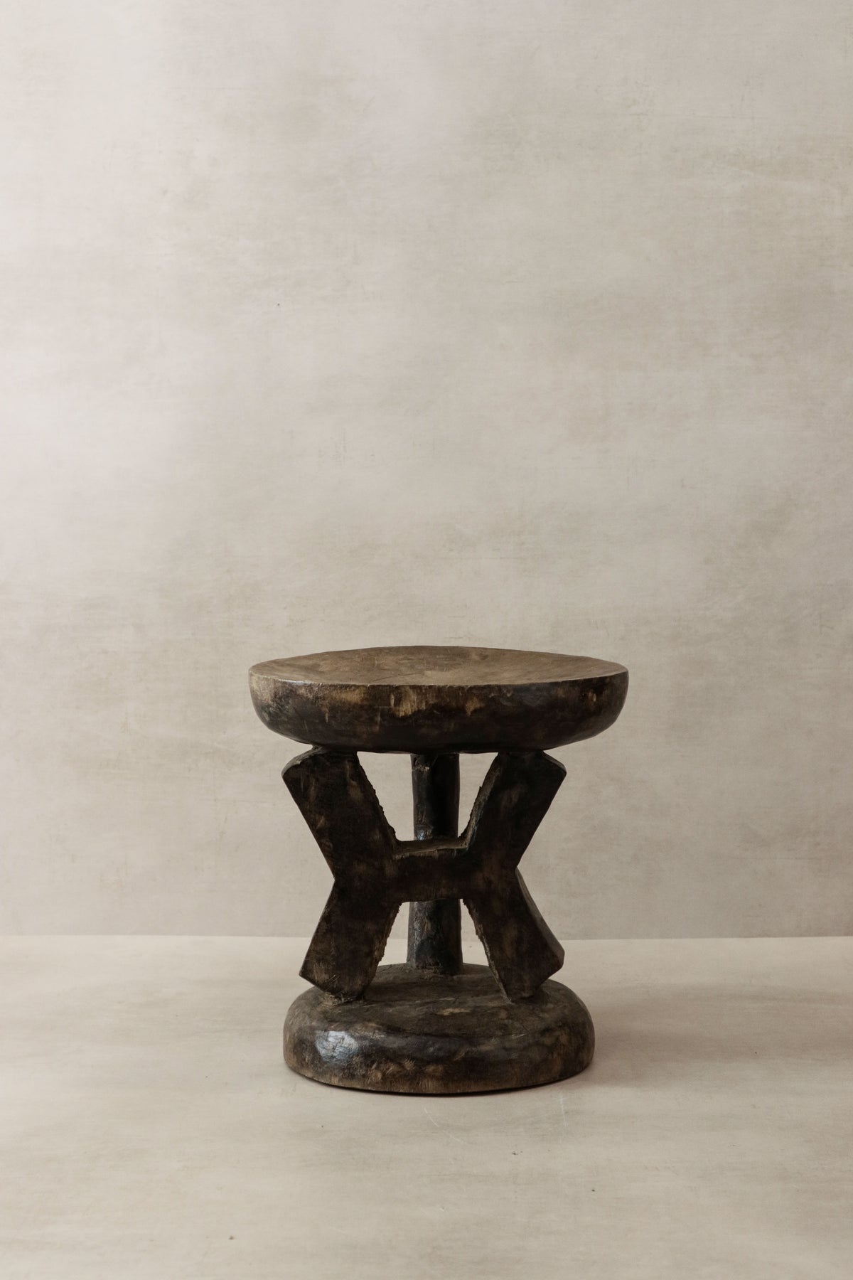 Tonga Stool - 101.3