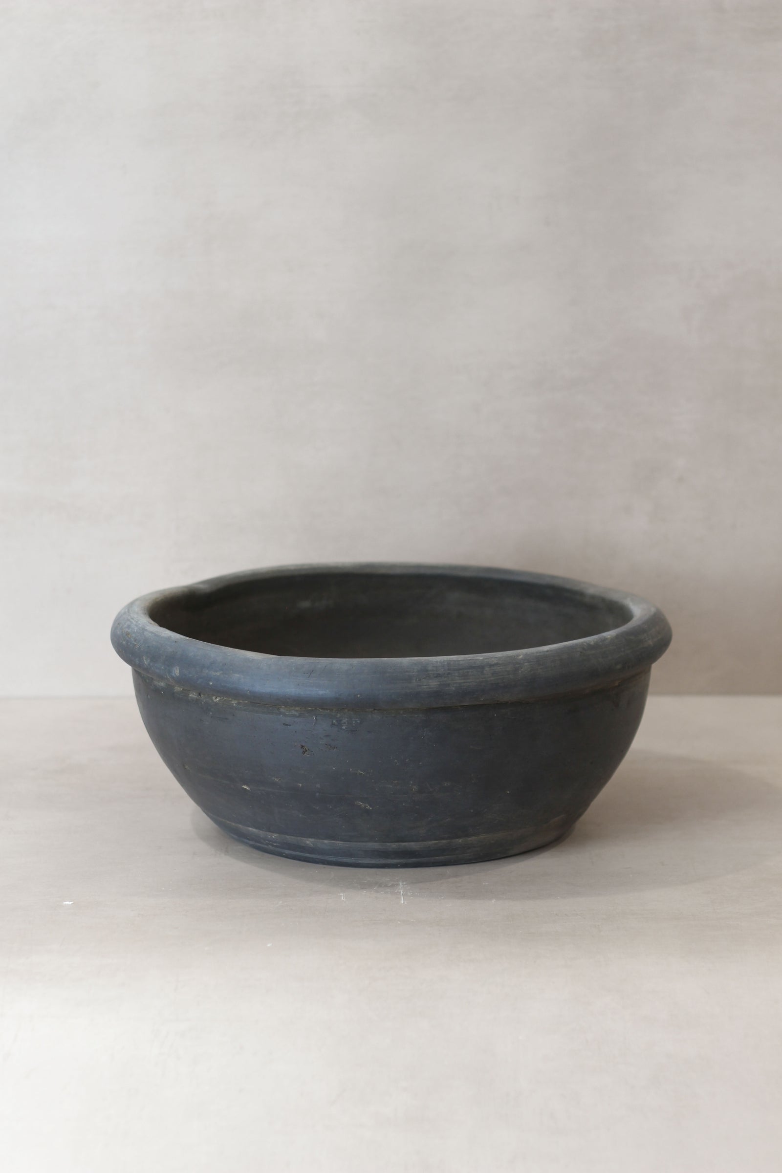 Wabi Sabi Antique Matt Grey Terracotta Bowl - OGB 03