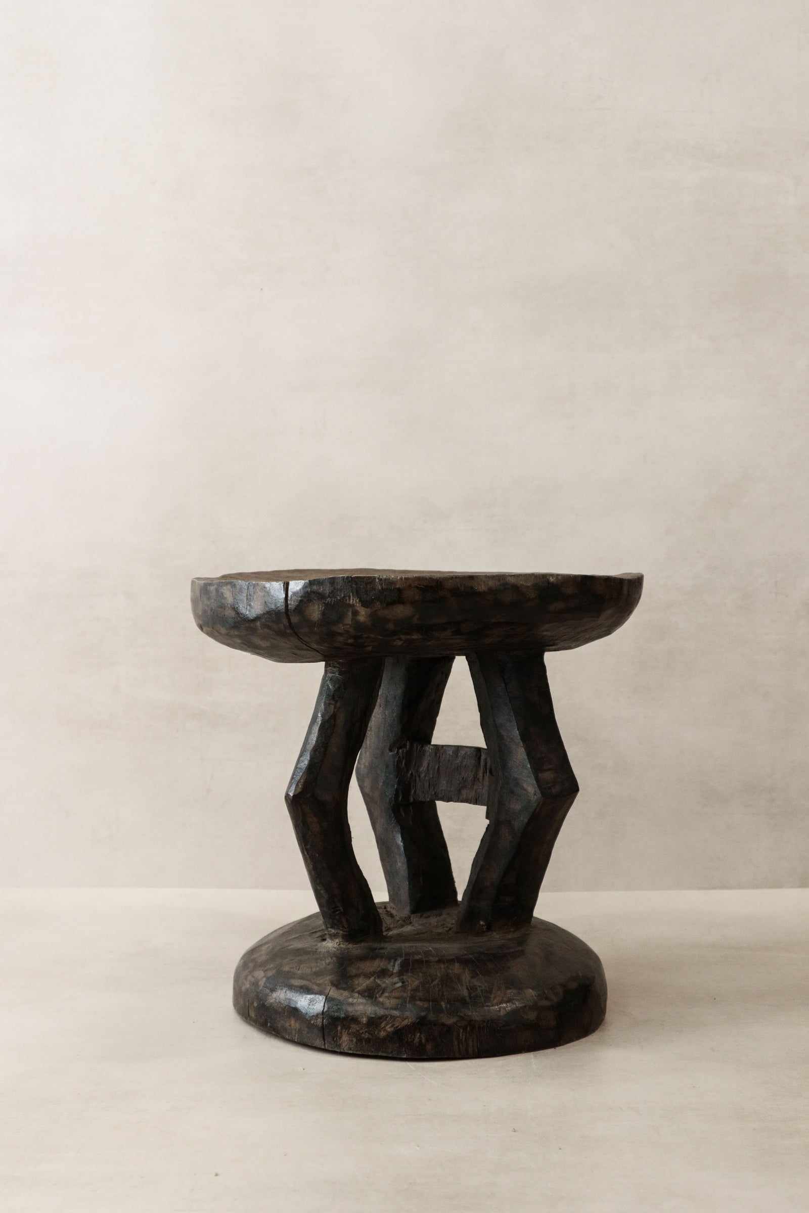 Tonga Stool - 37.4