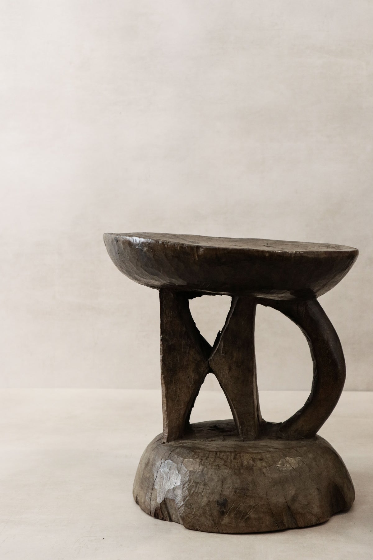 Tonga Stool - 22.4
