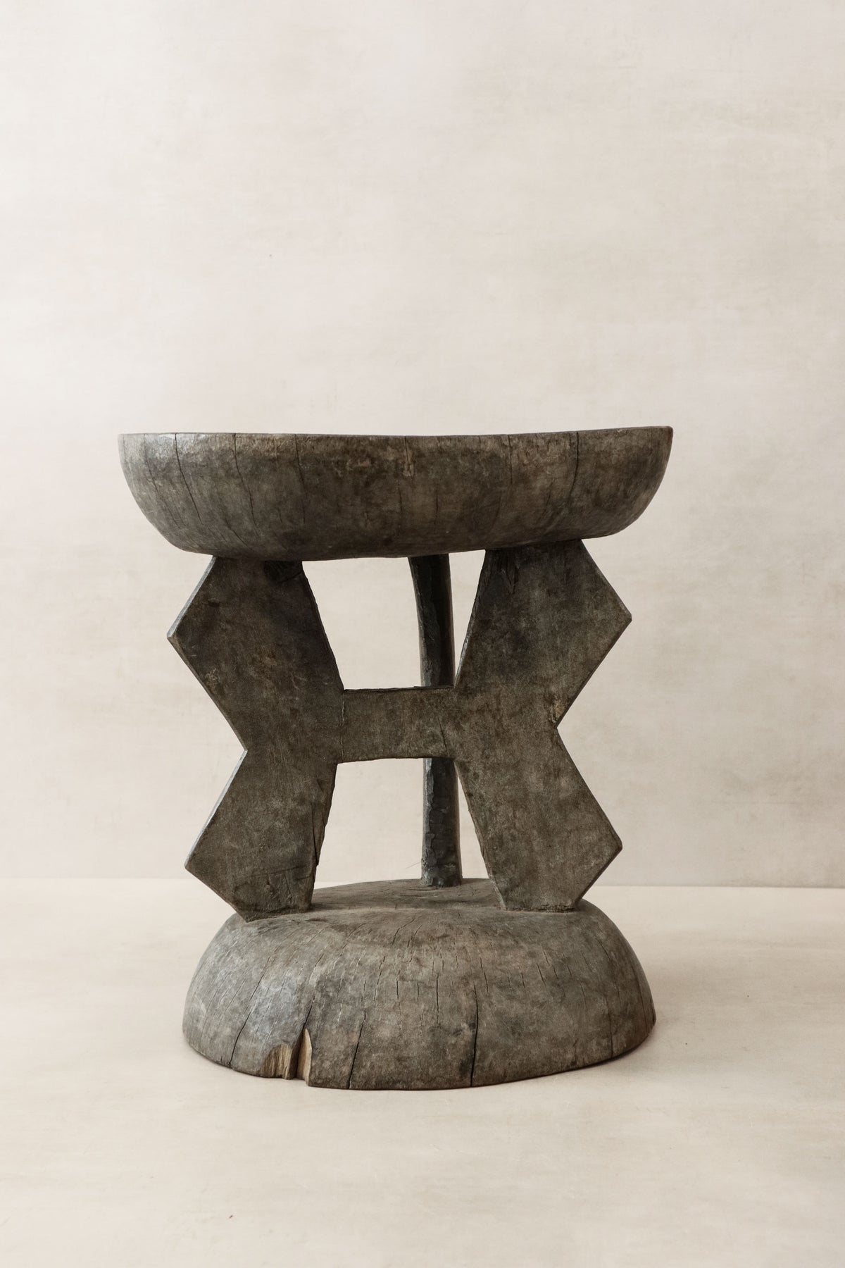Tonga Stool - 37.3