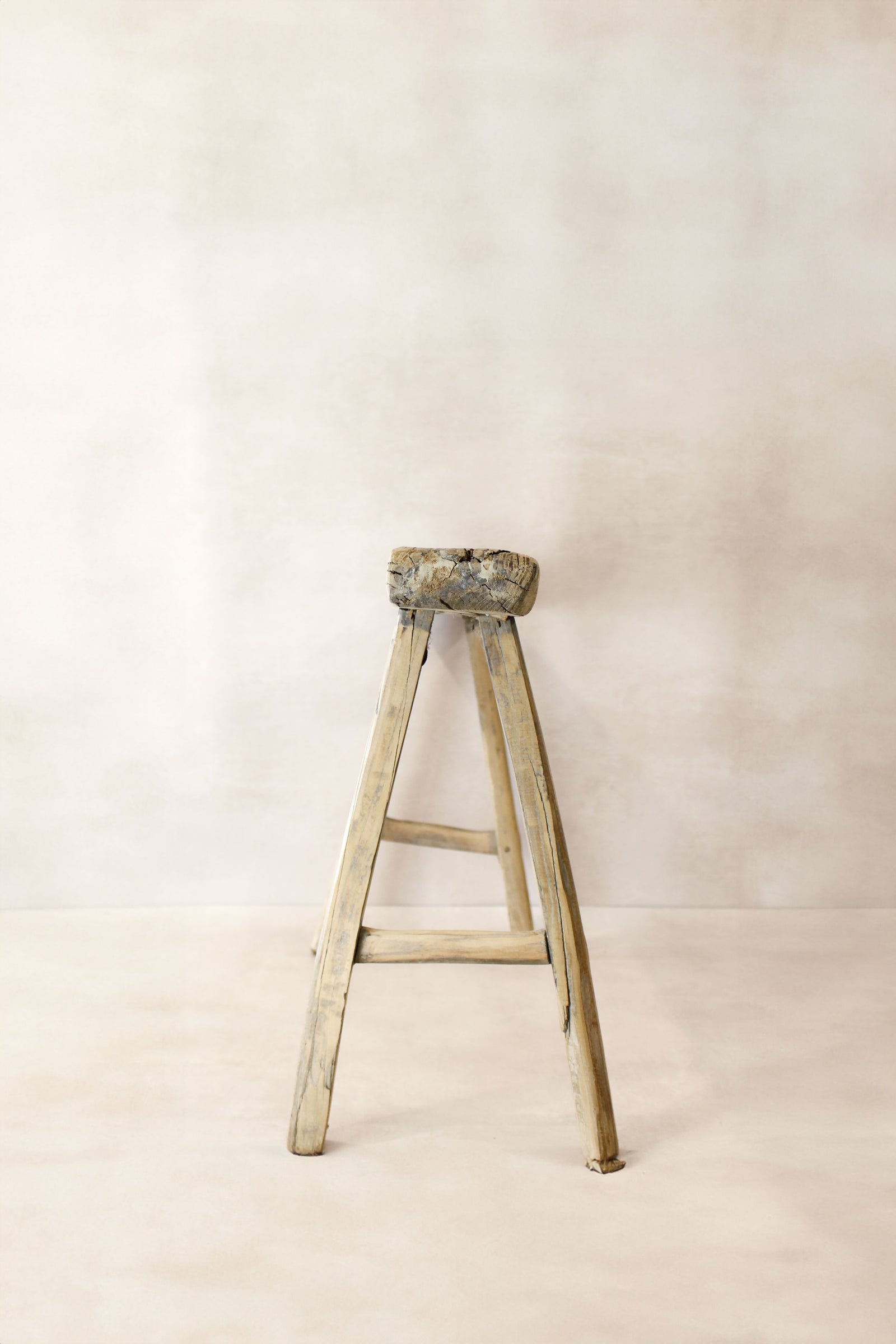 Antique Rustic Elm Skinny Bench 05