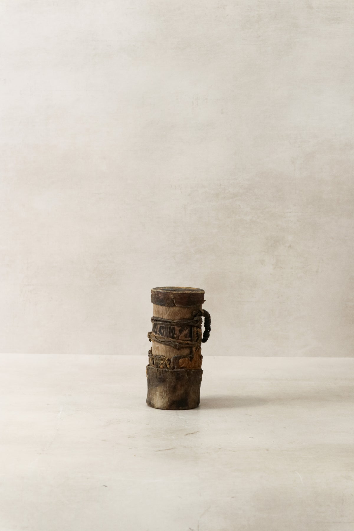 Turkana honey pot — detail of the goat-leather adornments