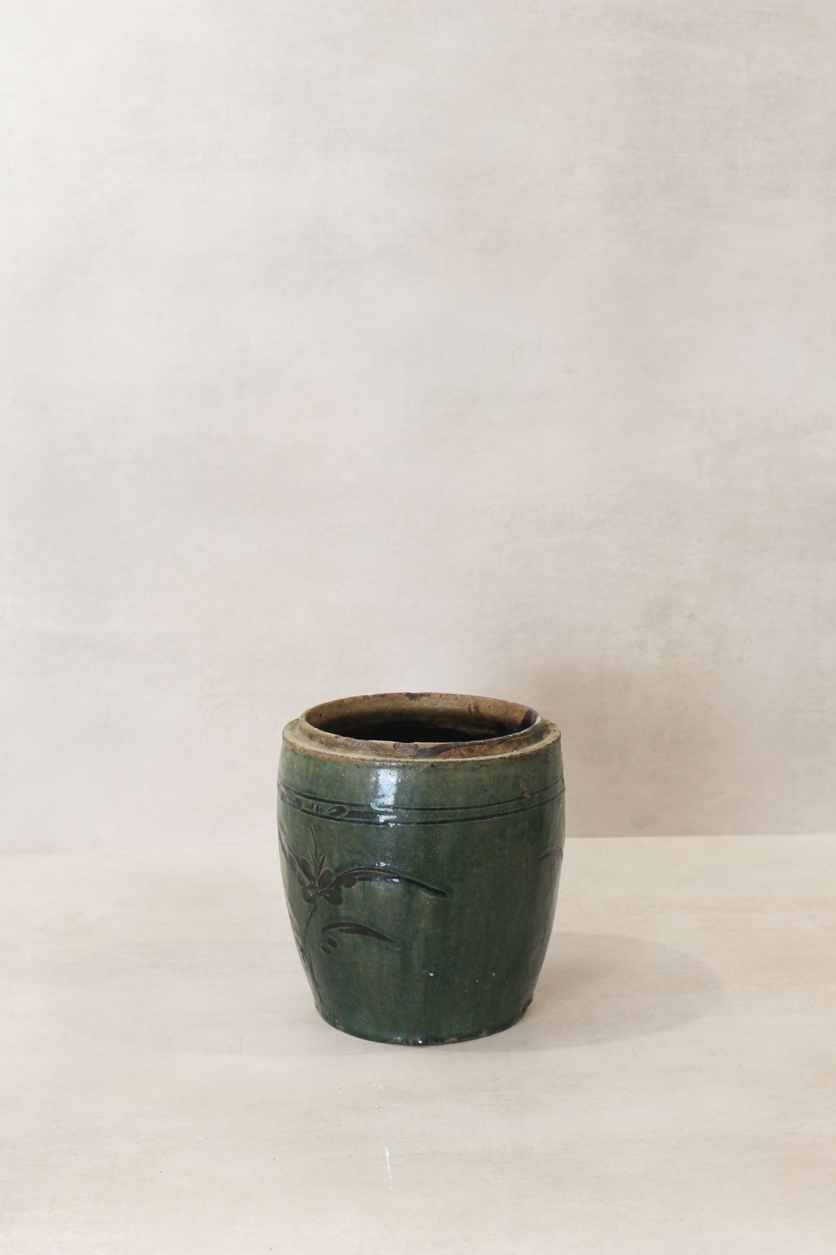 Vintage Emerald Green Pot - No 8