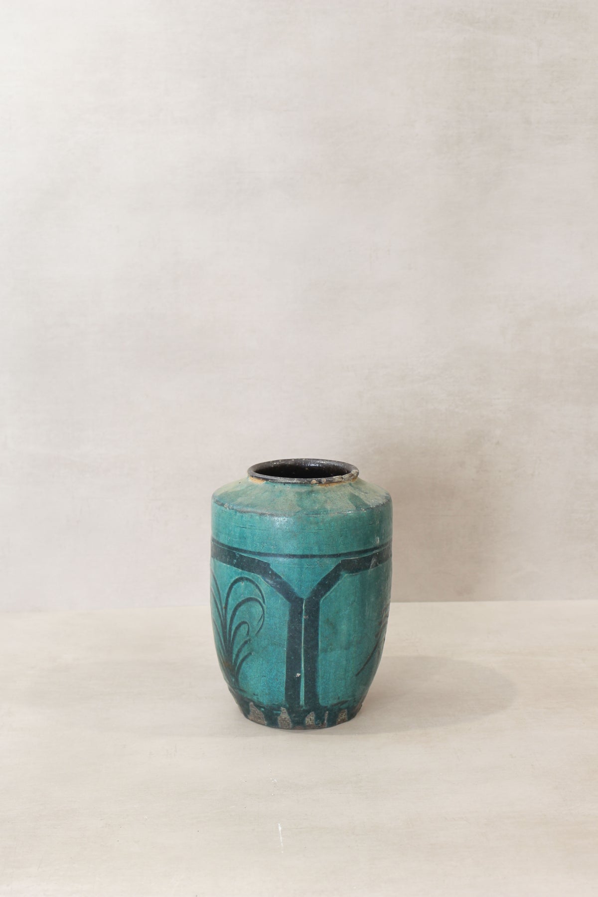 Vintage Emerald Green Pot - No 9