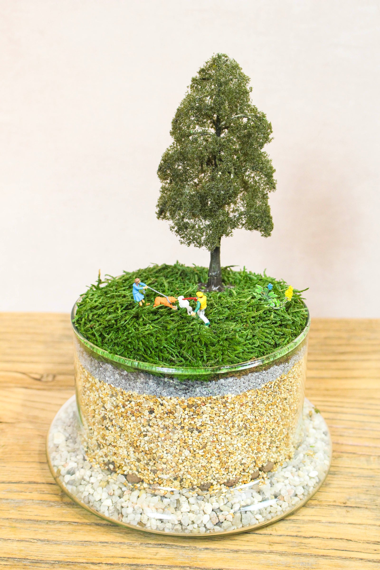 Tall Terrarium Scene (Walking the Dog)