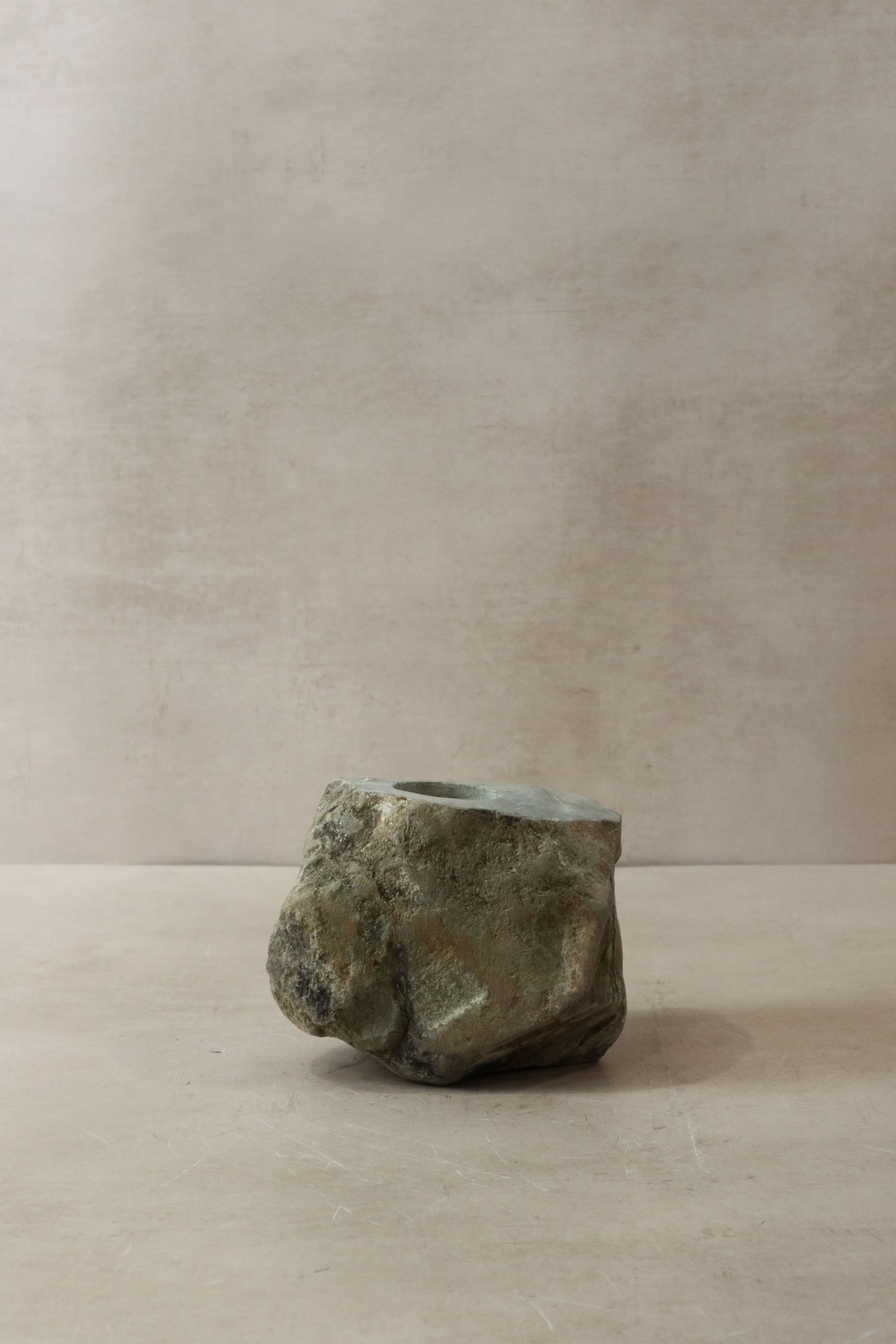 Natural Rough Edge Stone Candle holder - 98.1