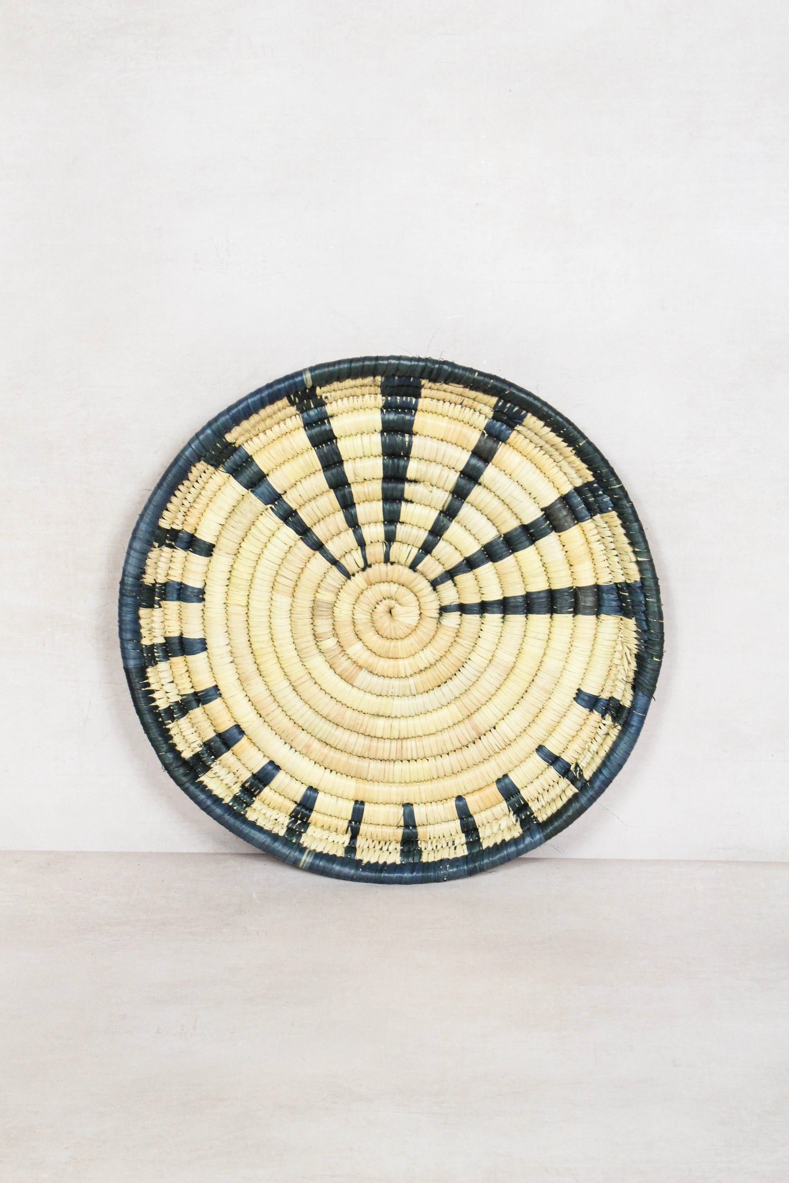 Malawi Wall Basket 40cm 40.6