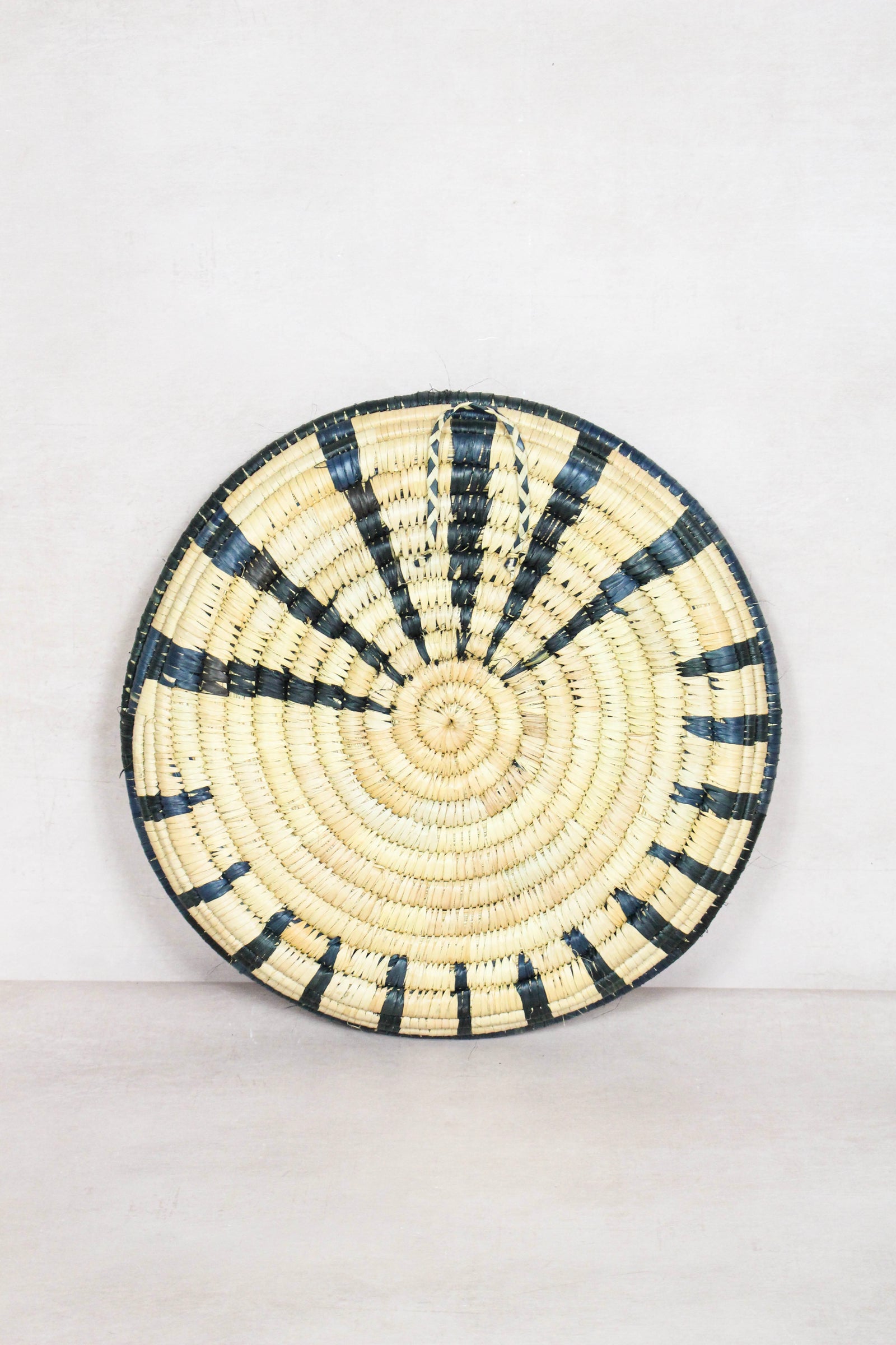 Malawi Wall Basket 40cm 40.6