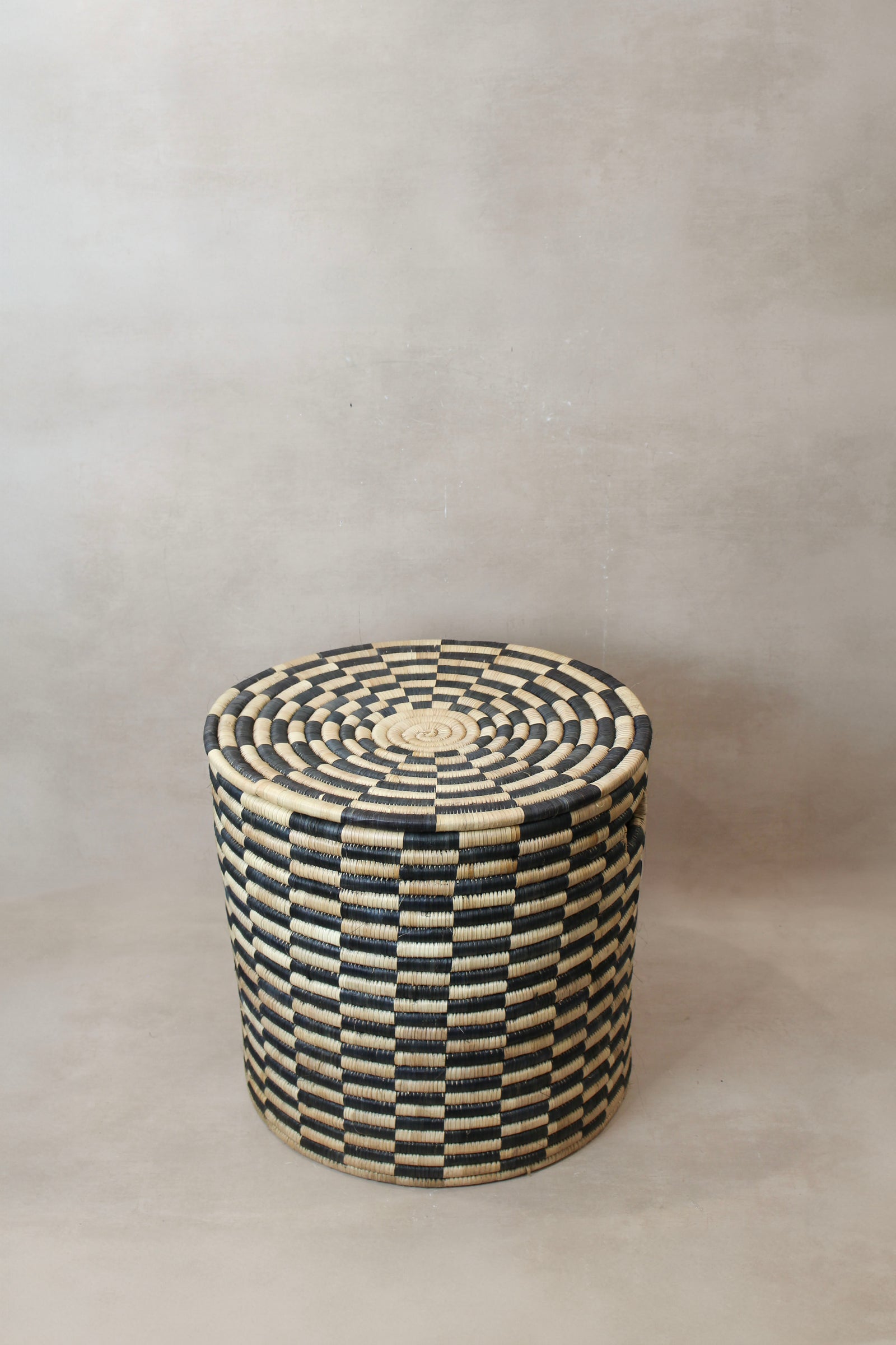Woven checkerboard Basket Black and Natural - Malawi WB