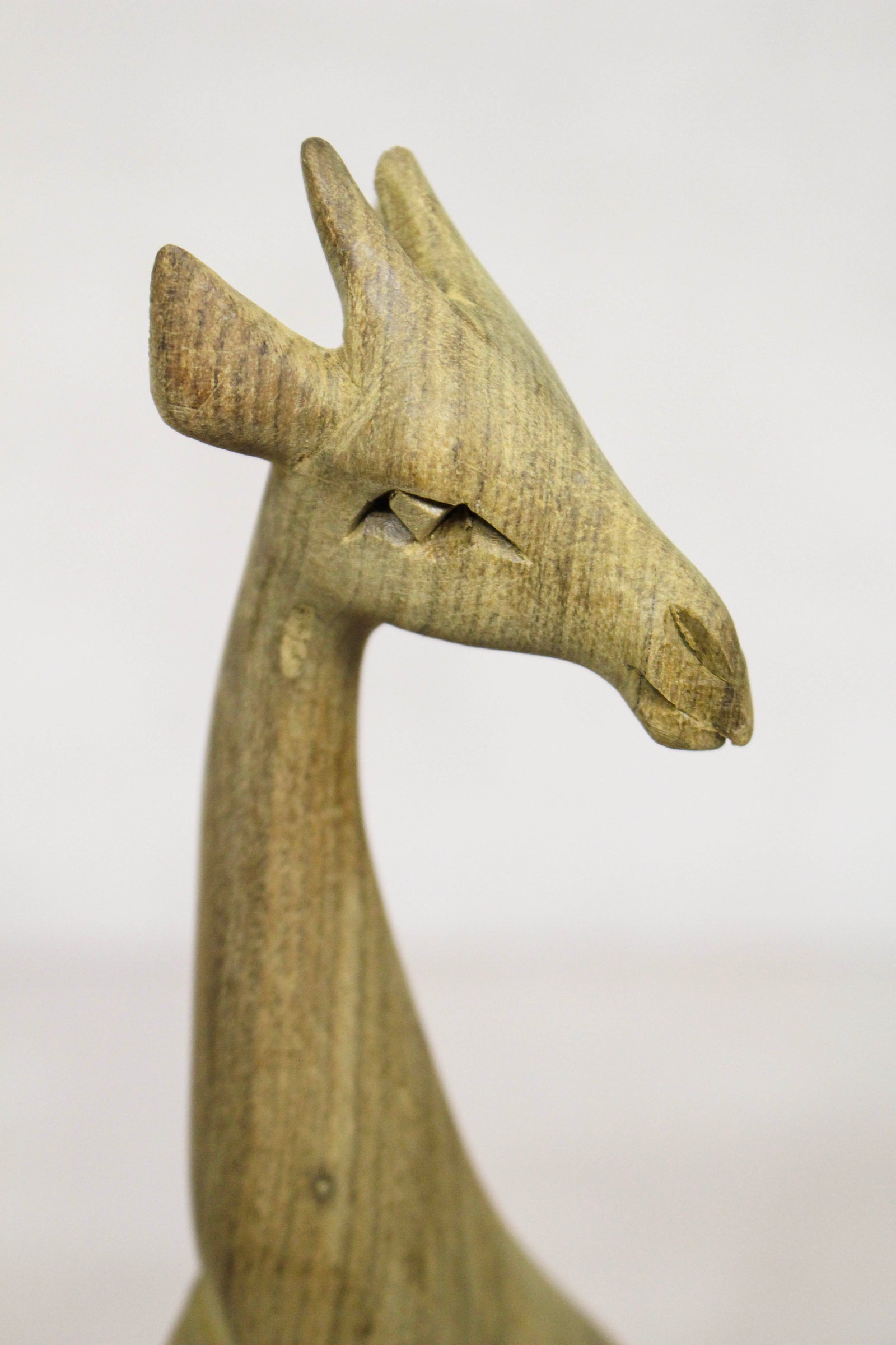 Swazi Giraffe sculptures - wood - 64.1