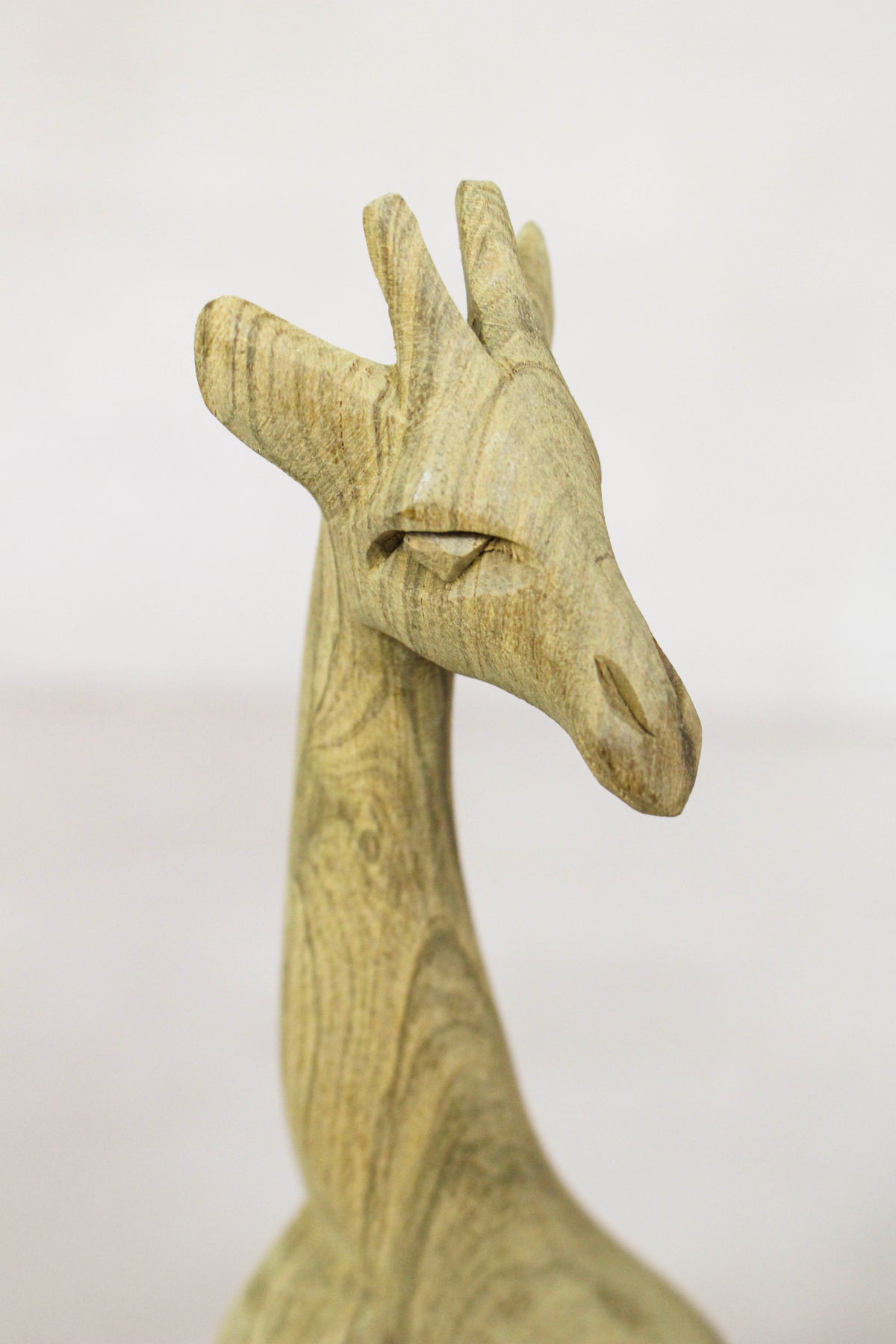 Swazi Giraffe sculptures - wood - 64.3
