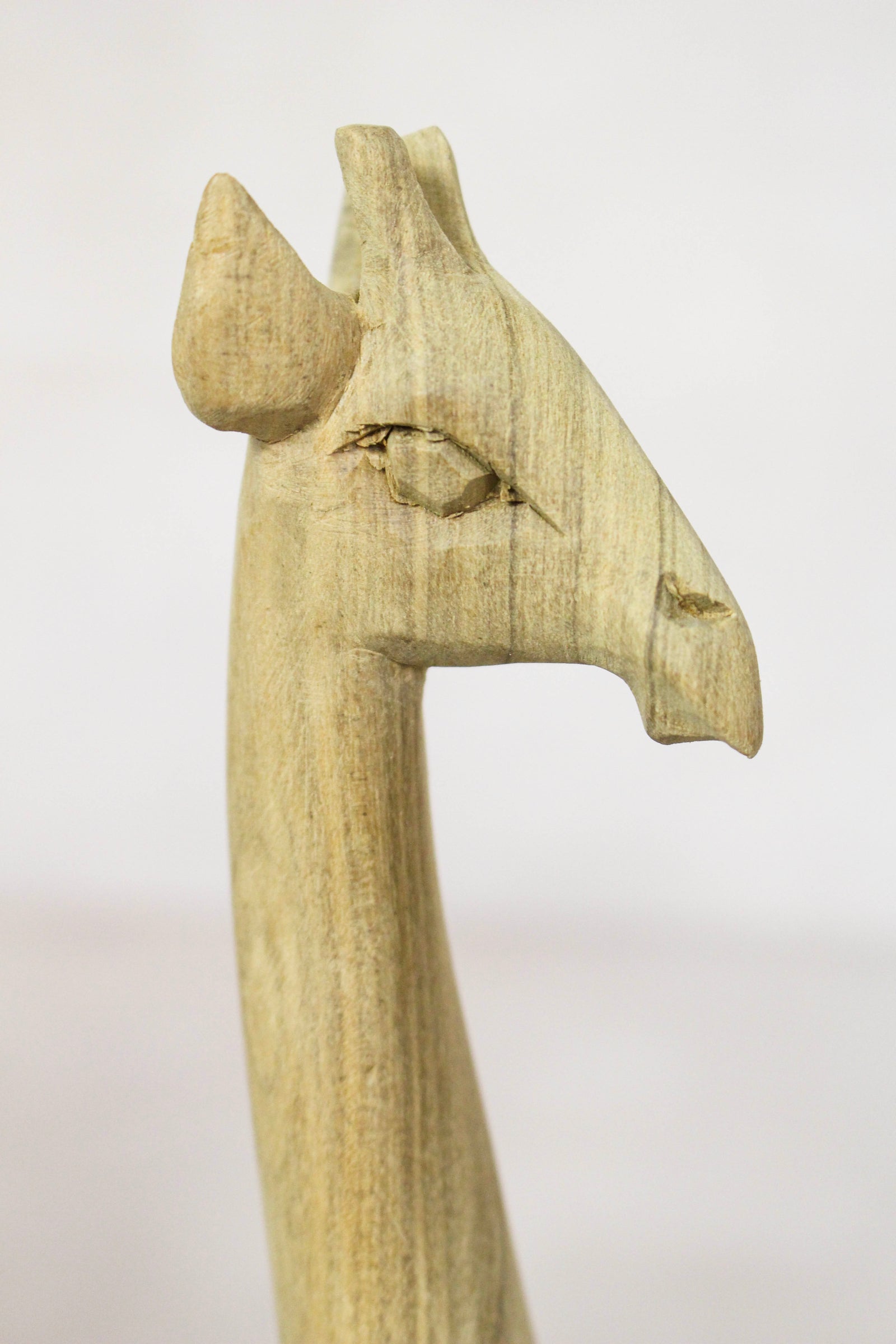 Swazi Giraffe sculptures - wood - 64.7
