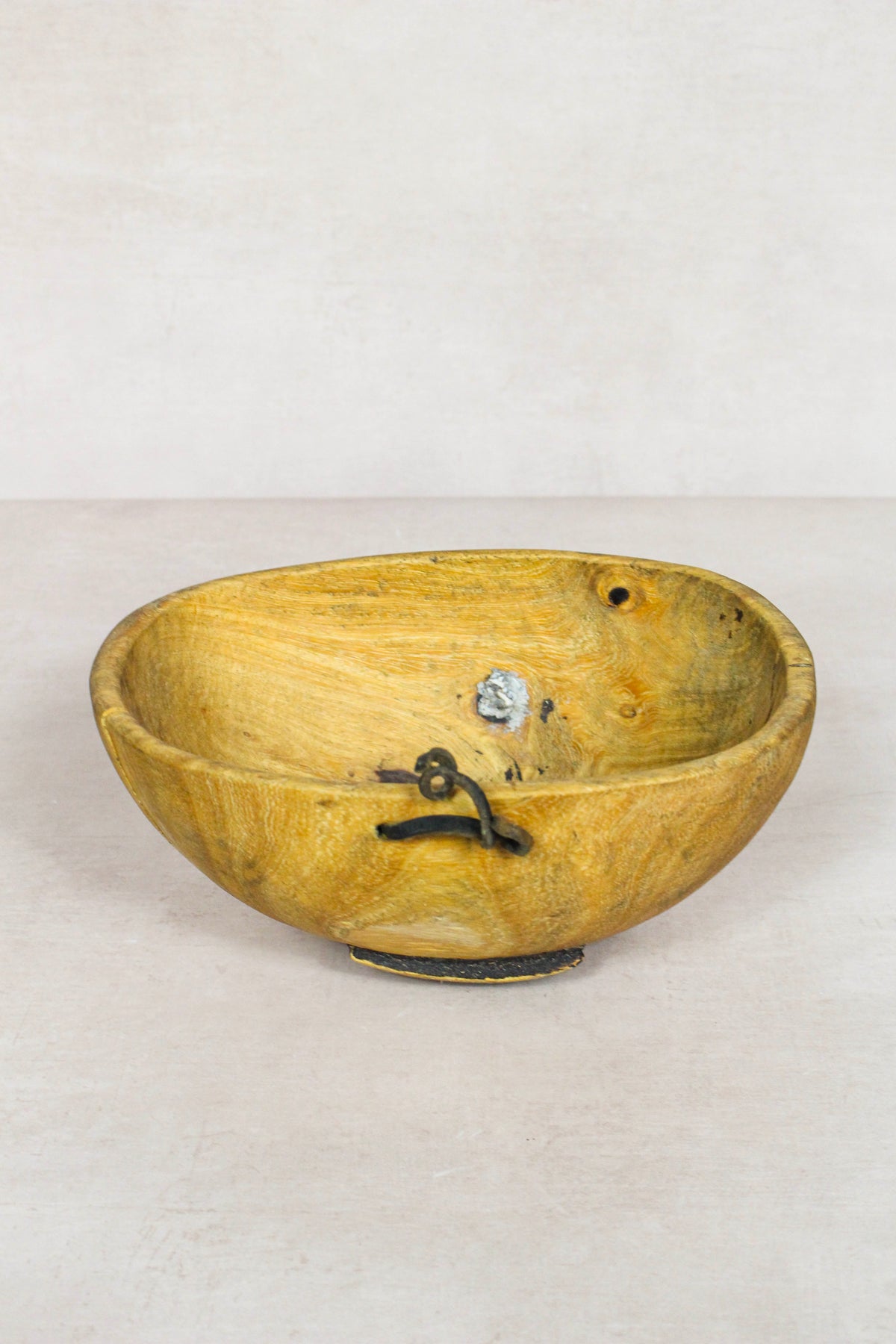 Vintage hand-carved Turkana wooden bowl from Kenya — Botanical Boys