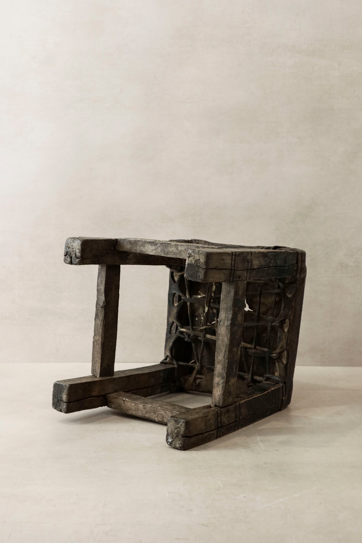 Chokwe stool — seat from above