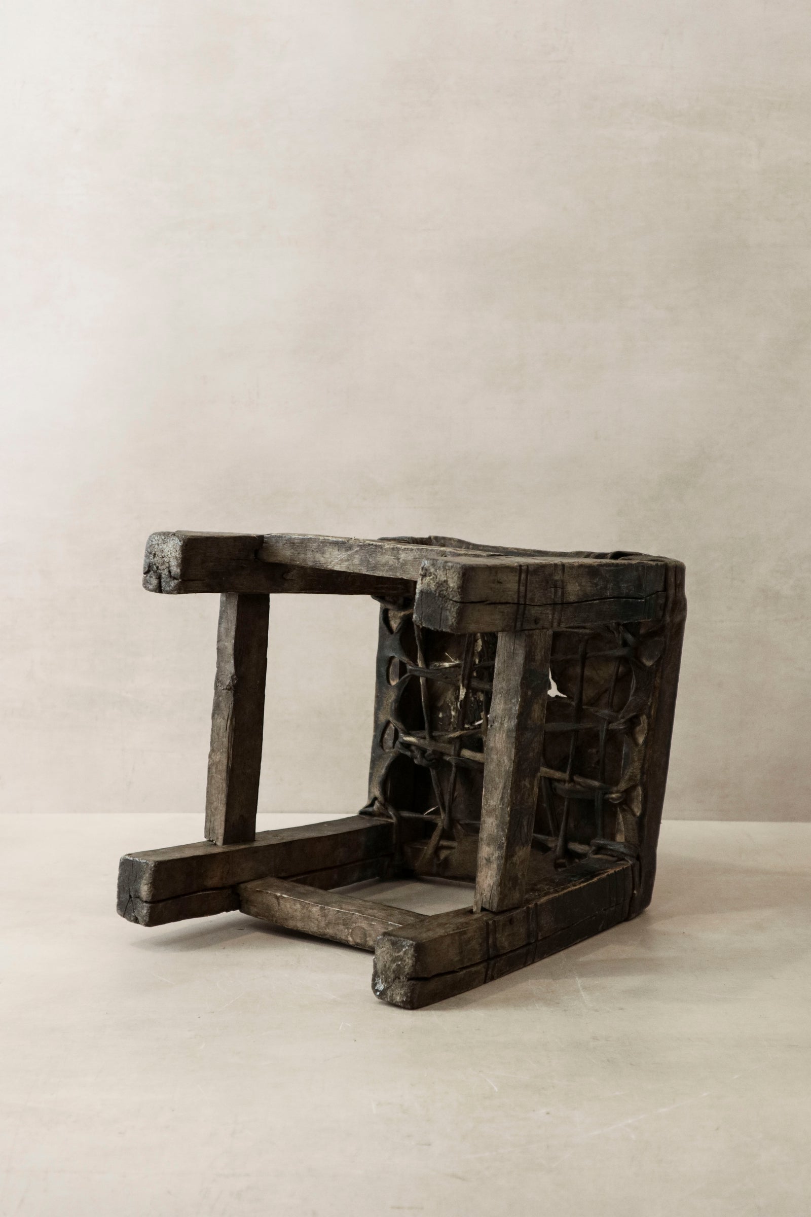 Chokwe stool — seat from above
