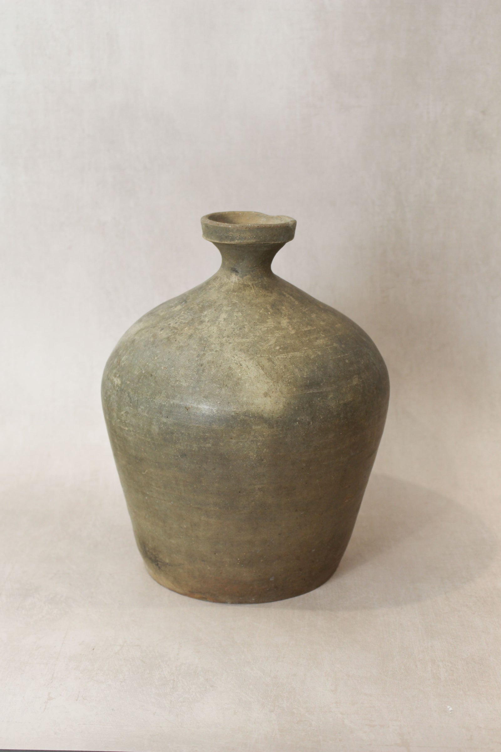 Antique Asian Rice Wine Vase n° 31
