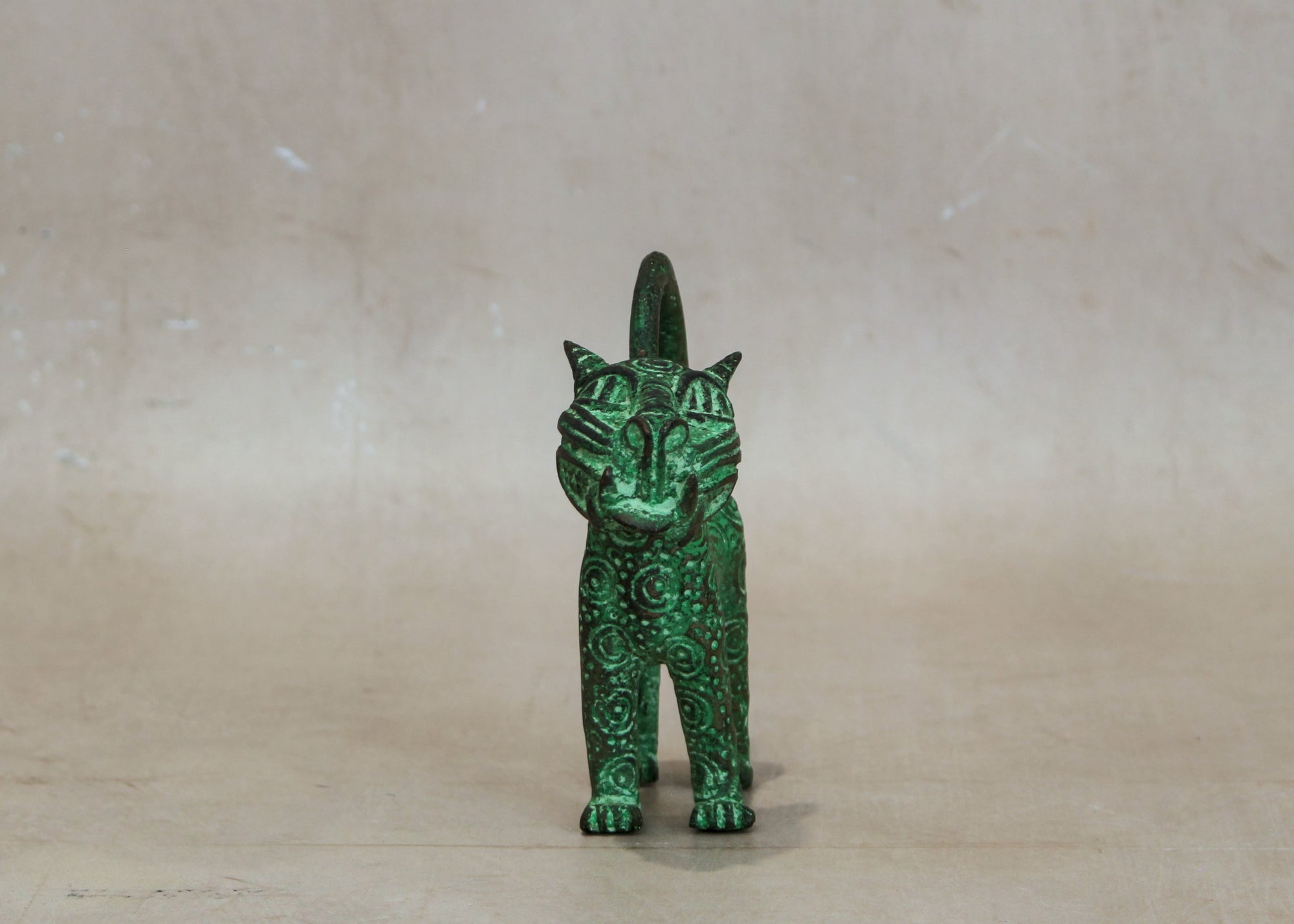 Benin Leopard sculpture - Bronze 1.2