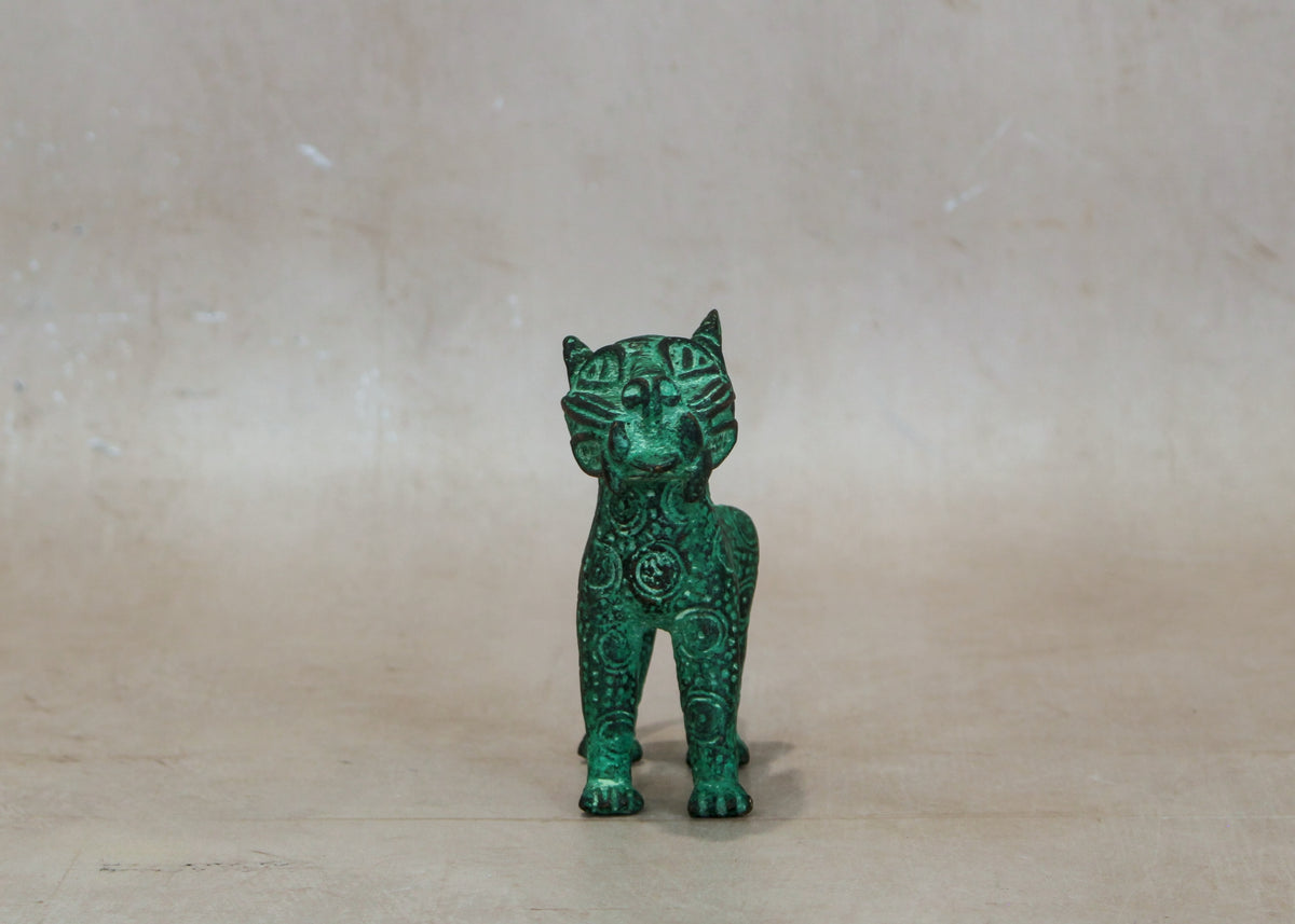 Benin Leopard sculpture - Bronze 1.3