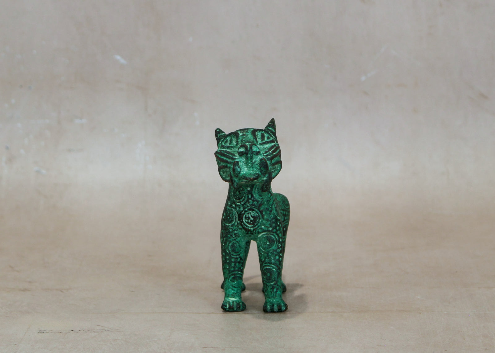Benin Leopard sculpture - Bronze 1.3