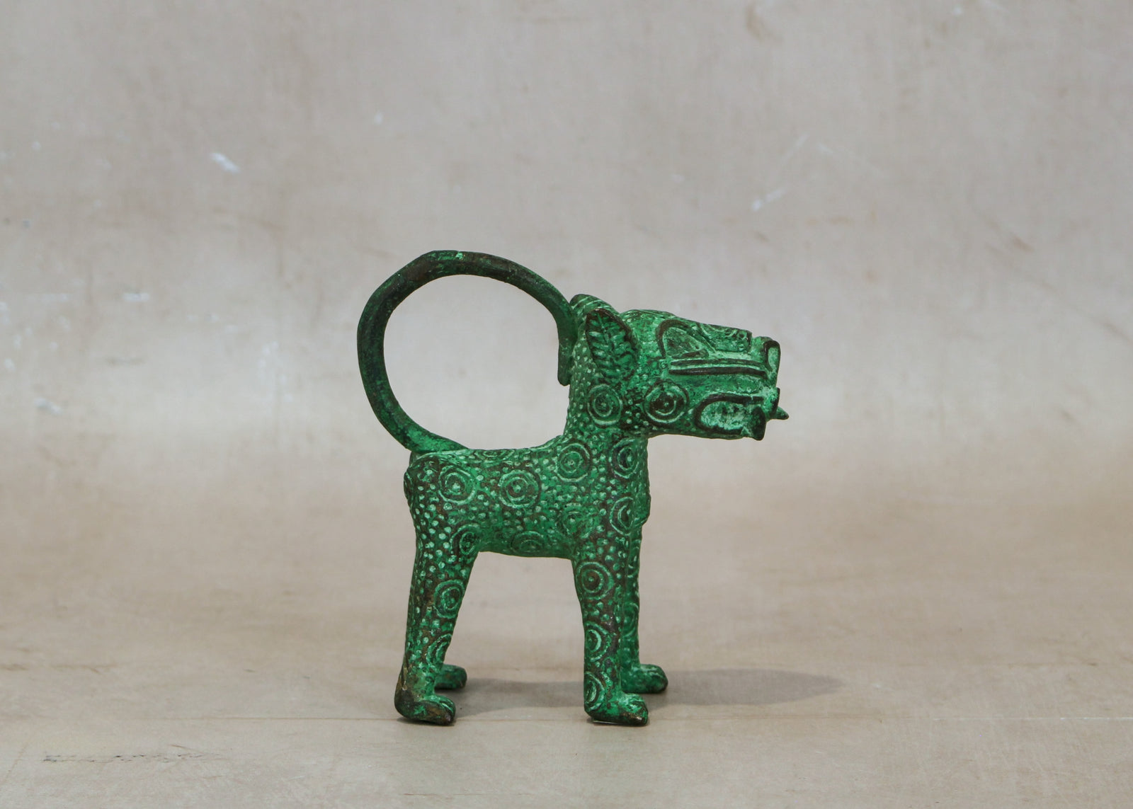 Benin Leopard sculpture - Bronze 1.4