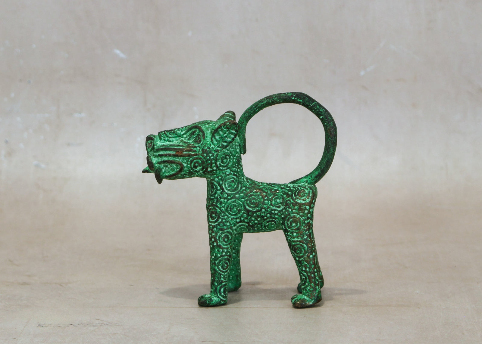 Benin Leopard sculpture - Bronze 1.4