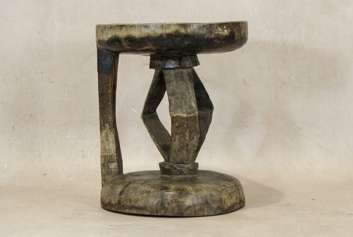 Tonga Stool - 20.2