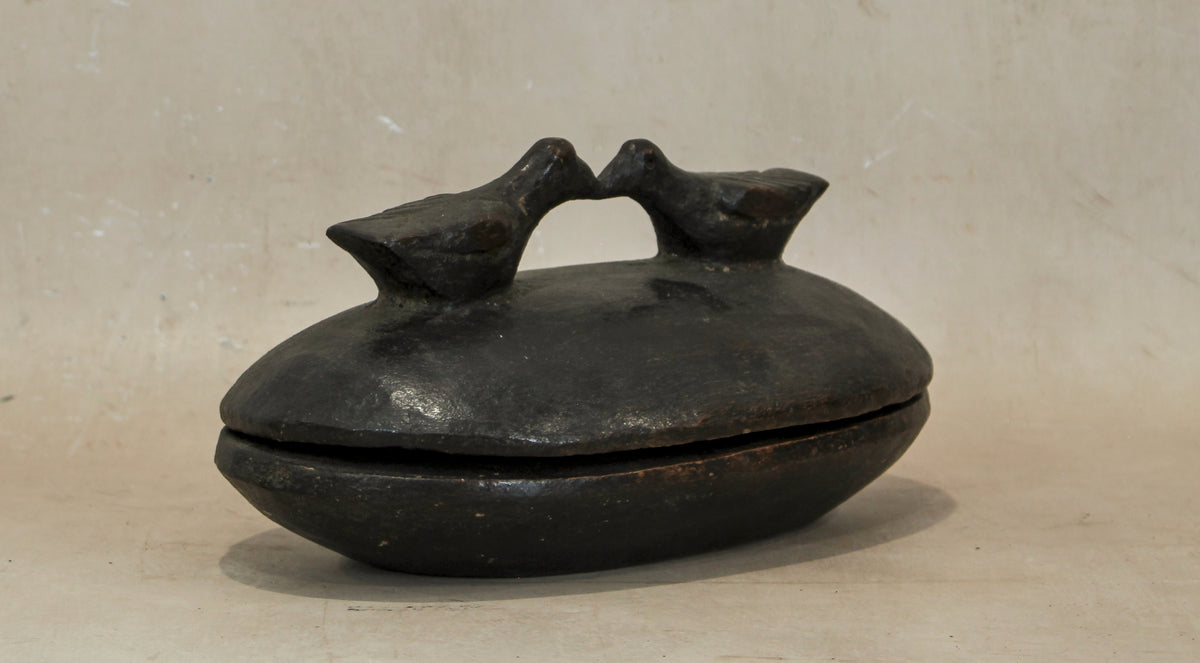 Lozi Bowl - Round Kissing Birds 21.8